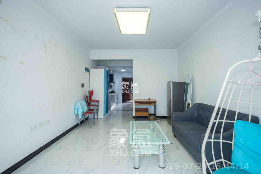 财富港湾（绿领大厦）  1室1厅1卫   1400.00元/月室内图