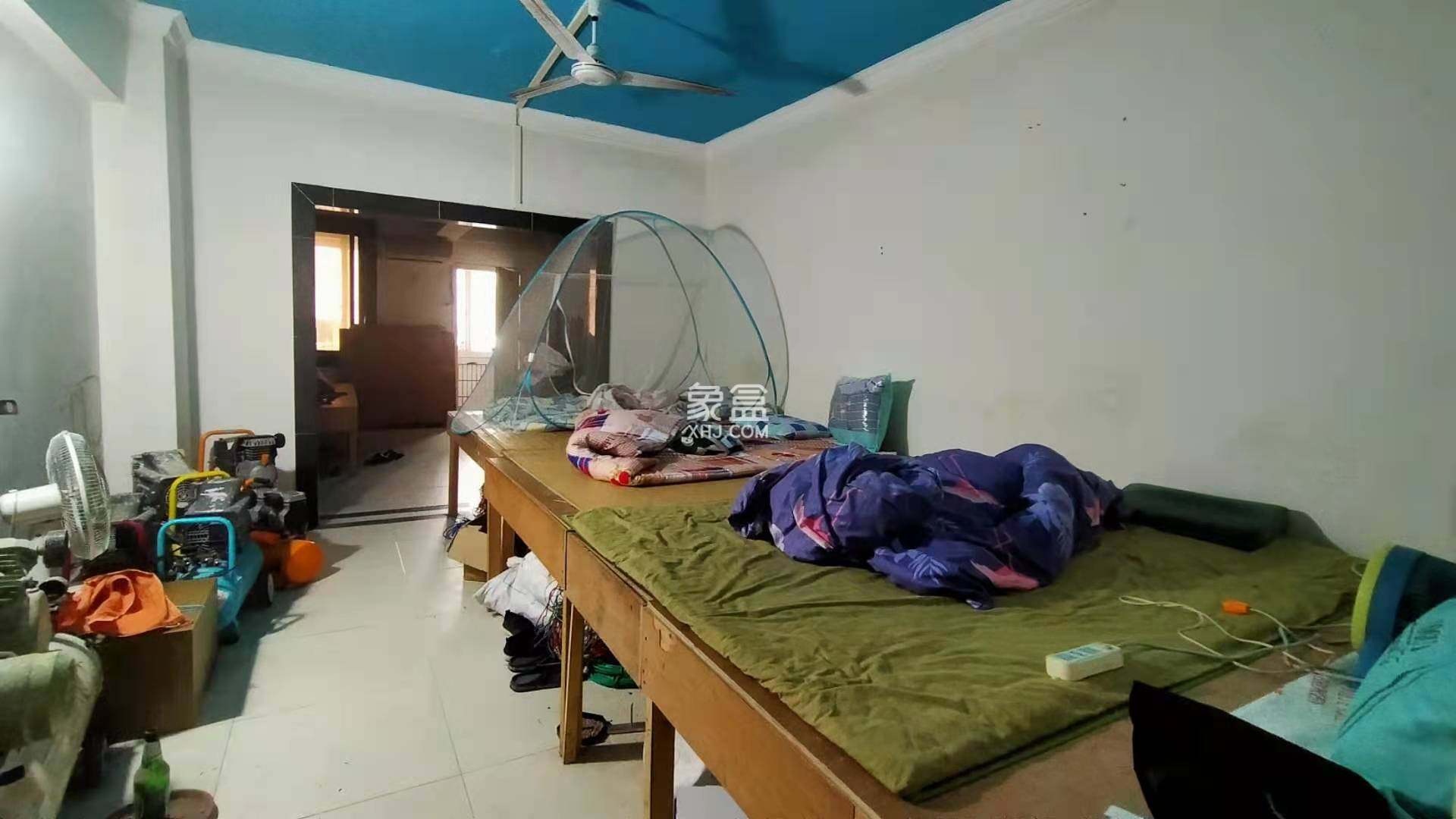 裕通花园  4室2厅2卫    152.0万 裕通花园  4室2厅2卫    152.0万室内图