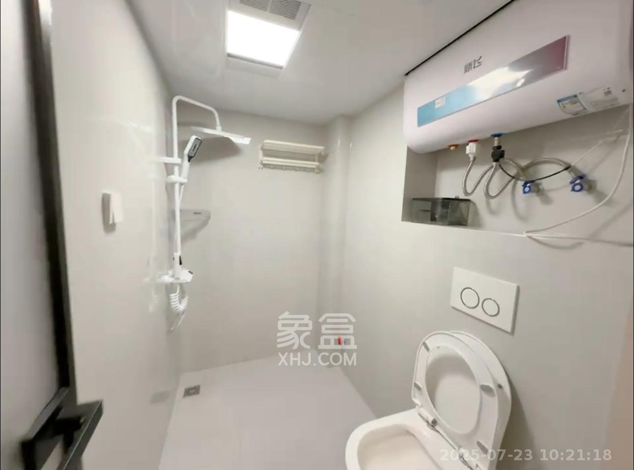 卓越中寰  2室1厅1卫   2700.00元/月室内图