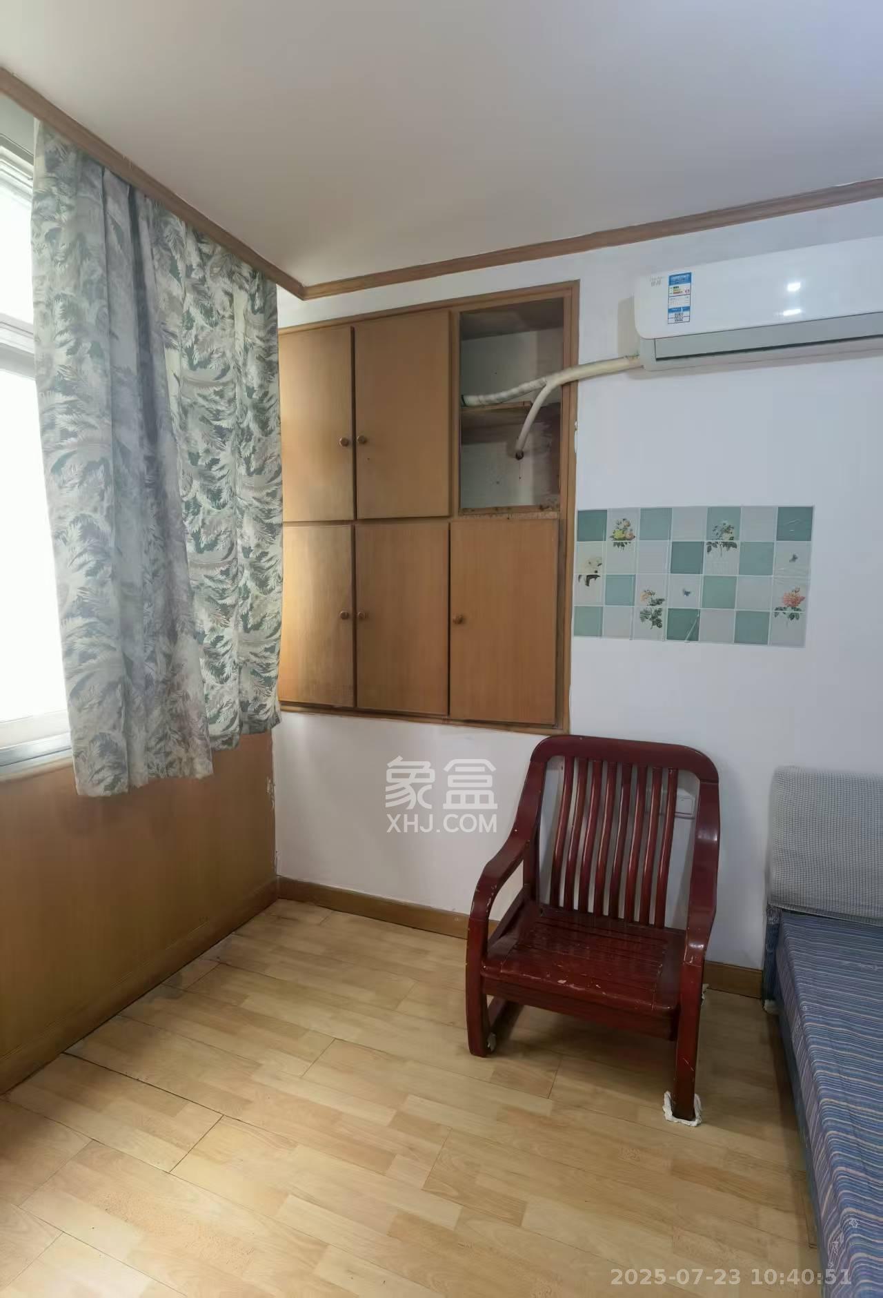 人民新村  2室1厅1卫   1300.00元/月室内图