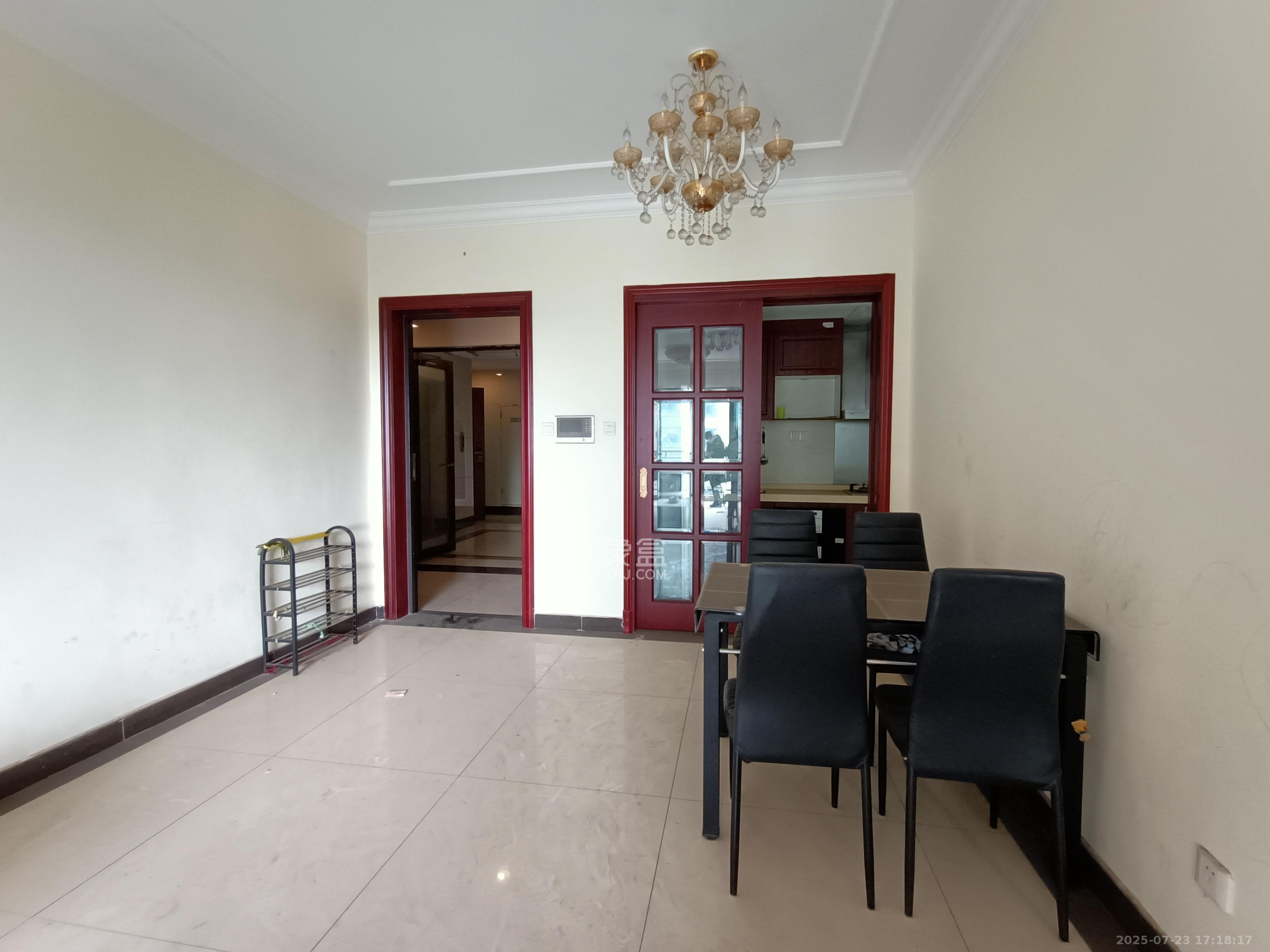 恒大城 2室2厅1卫 1900.0元/月 恒大城 2室2厅1卫 1900.0元/月室内图