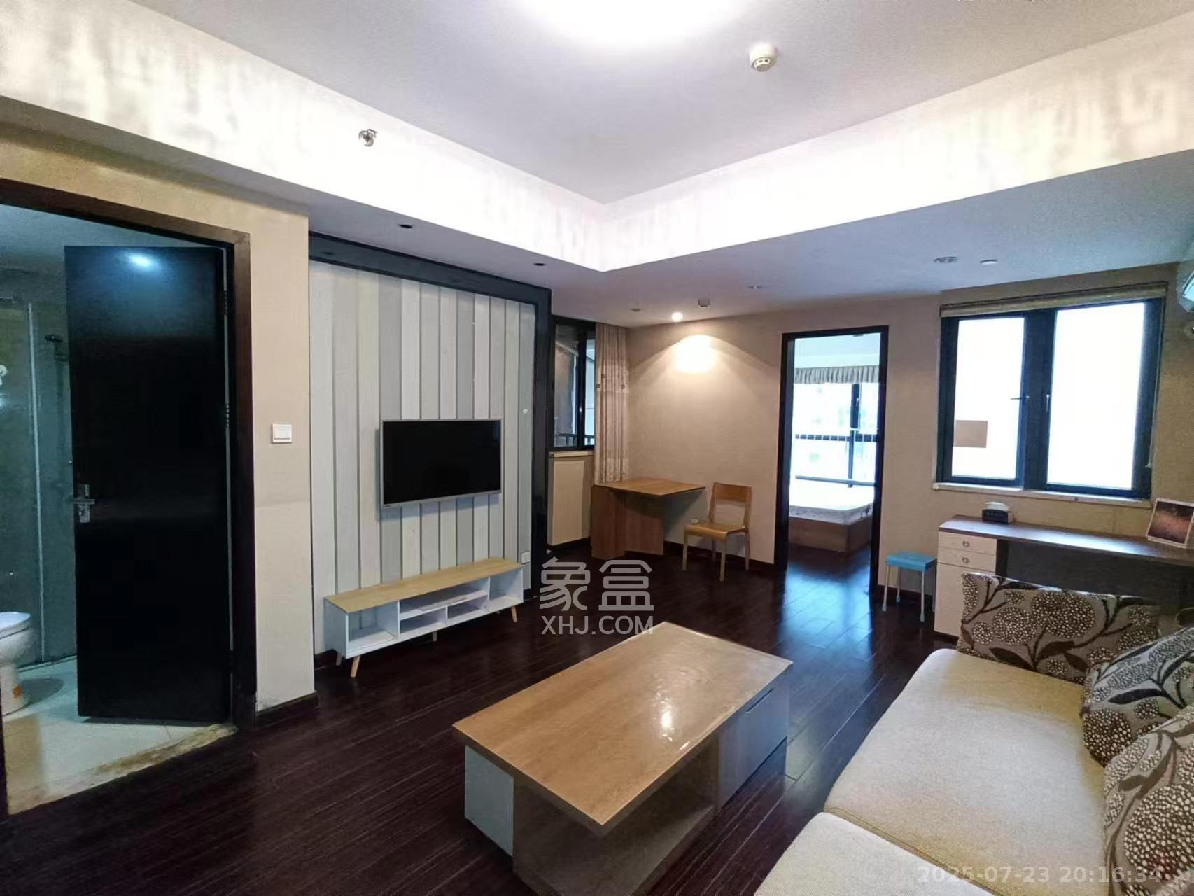 德思勤城市广场(宝格丽公寓) 1室1厅1卫 2000.0元/月 德思勤城市广场(宝格丽公寓) 1室1厅1卫 2000.0元/月室内图