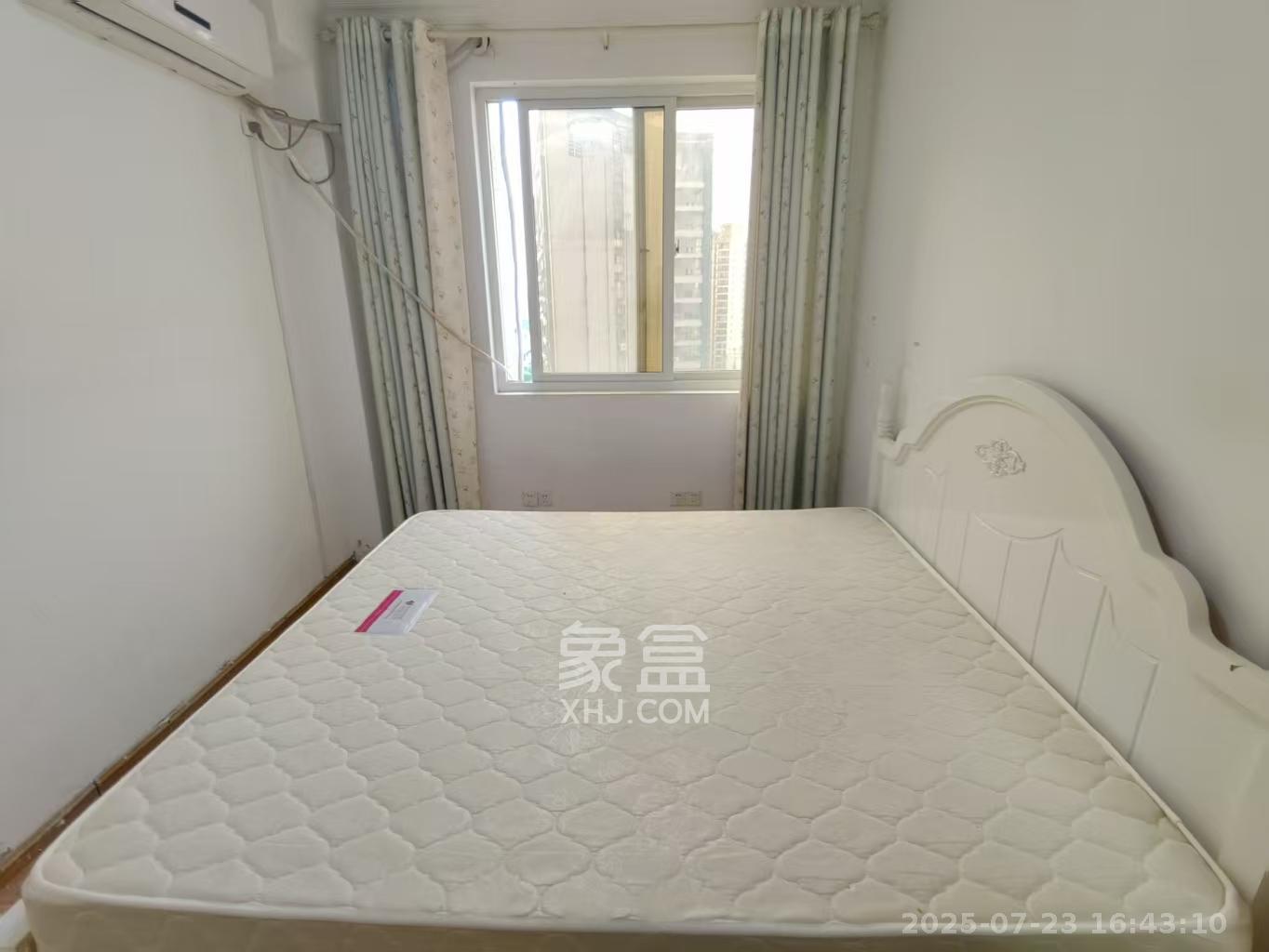 巧克力空间（建鸿达现代大厦）  3室1厅1卫    2100.0元/月室内图