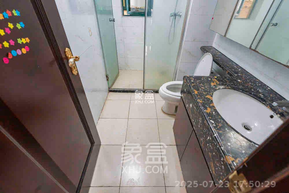 恒大雅苑  3室2厅1卫   2700.00元/月室内图