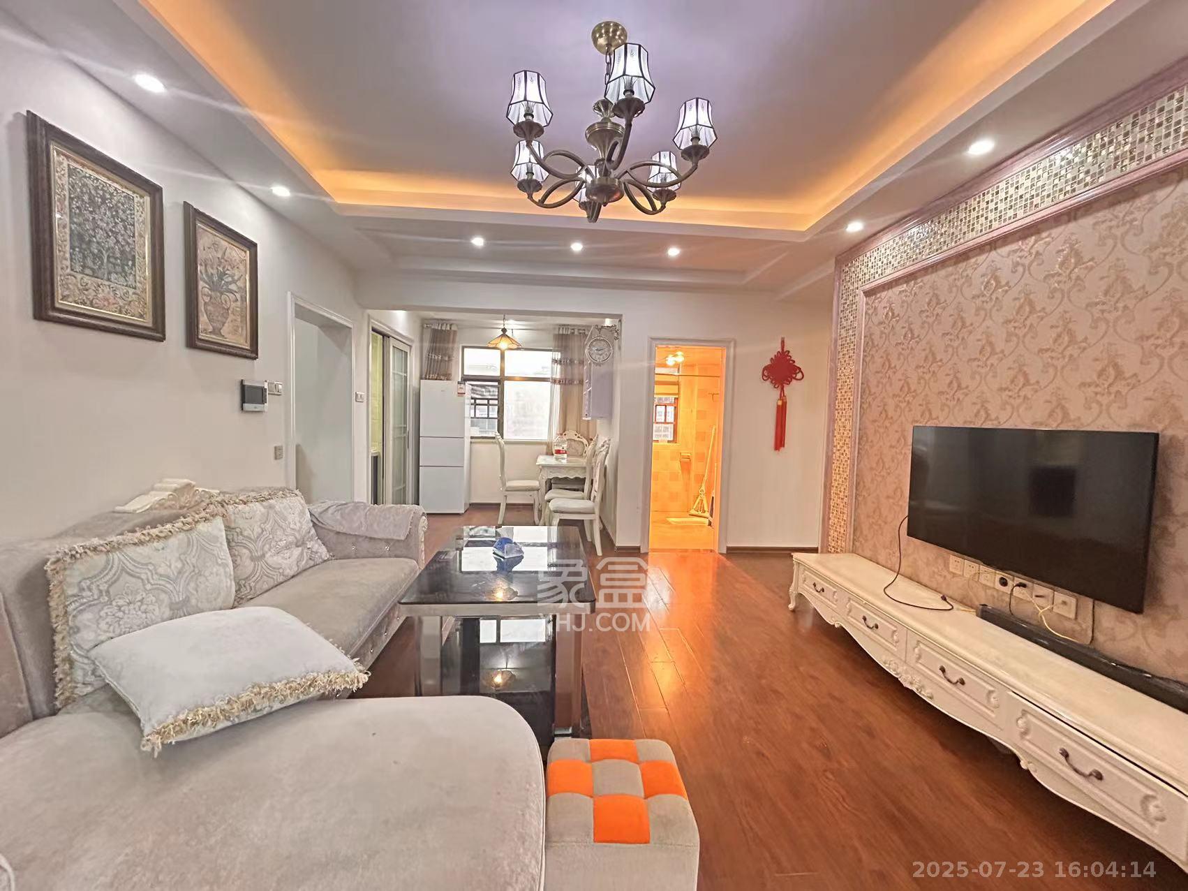 江山帝景雅典  3室1厅1卫    2100.0元/月 江山帝景雅典  3室1厅1卫    2100.0元/月室内图