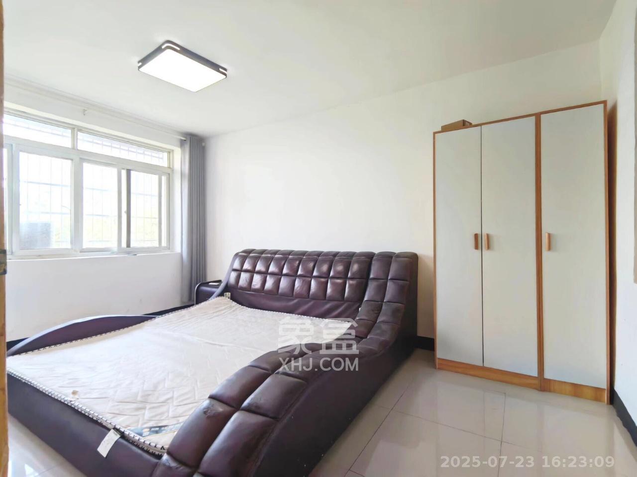 省建材机械厂宿舍  3室1厅1卫   1500.00元/月室内图1