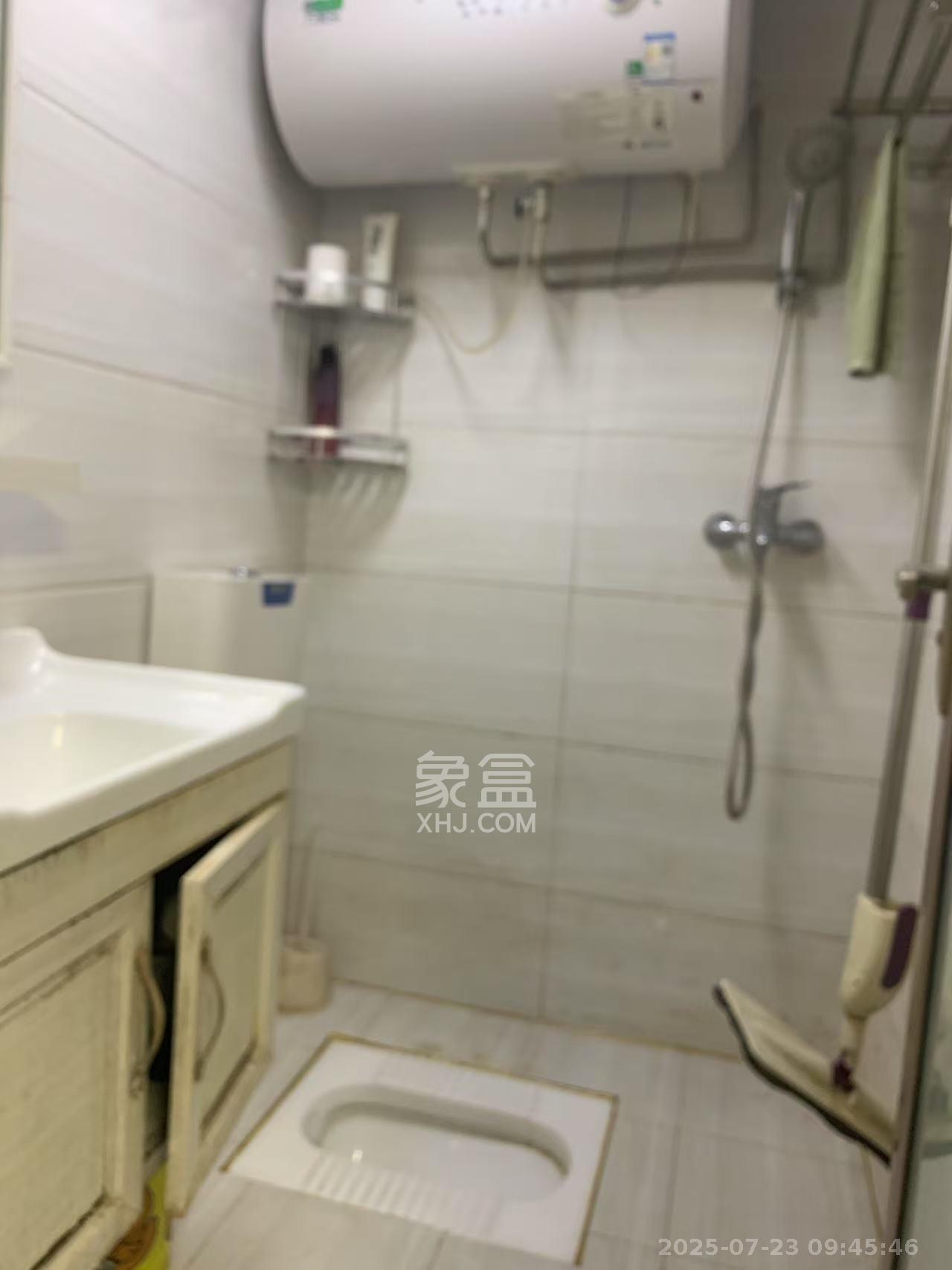 嘉顺苑 1室1厅1卫 1100.0元/月 嘉顺苑 1室1厅1卫 1100.0元/月室内图