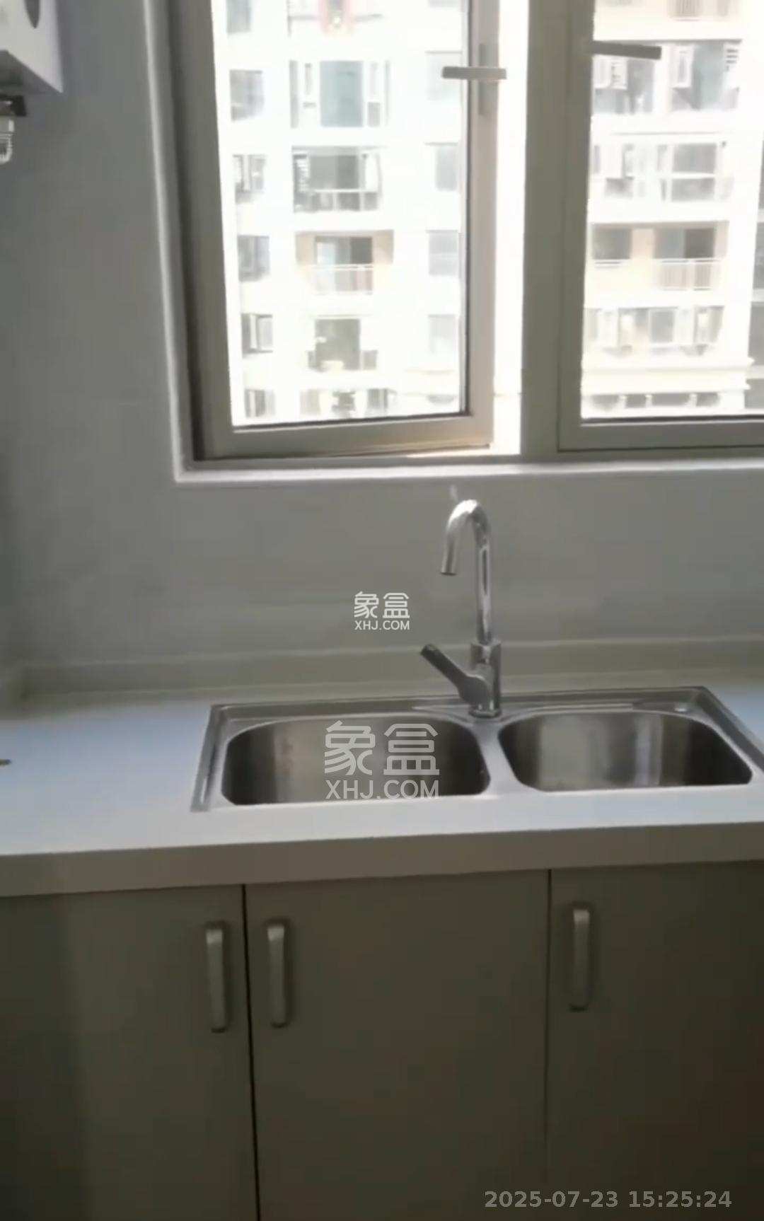 梅溪湖金茂湾 5室2厅2卫 3500.0元/月 梅溪湖金茂湾 5室2厅2卫 3500.0元/月室内图