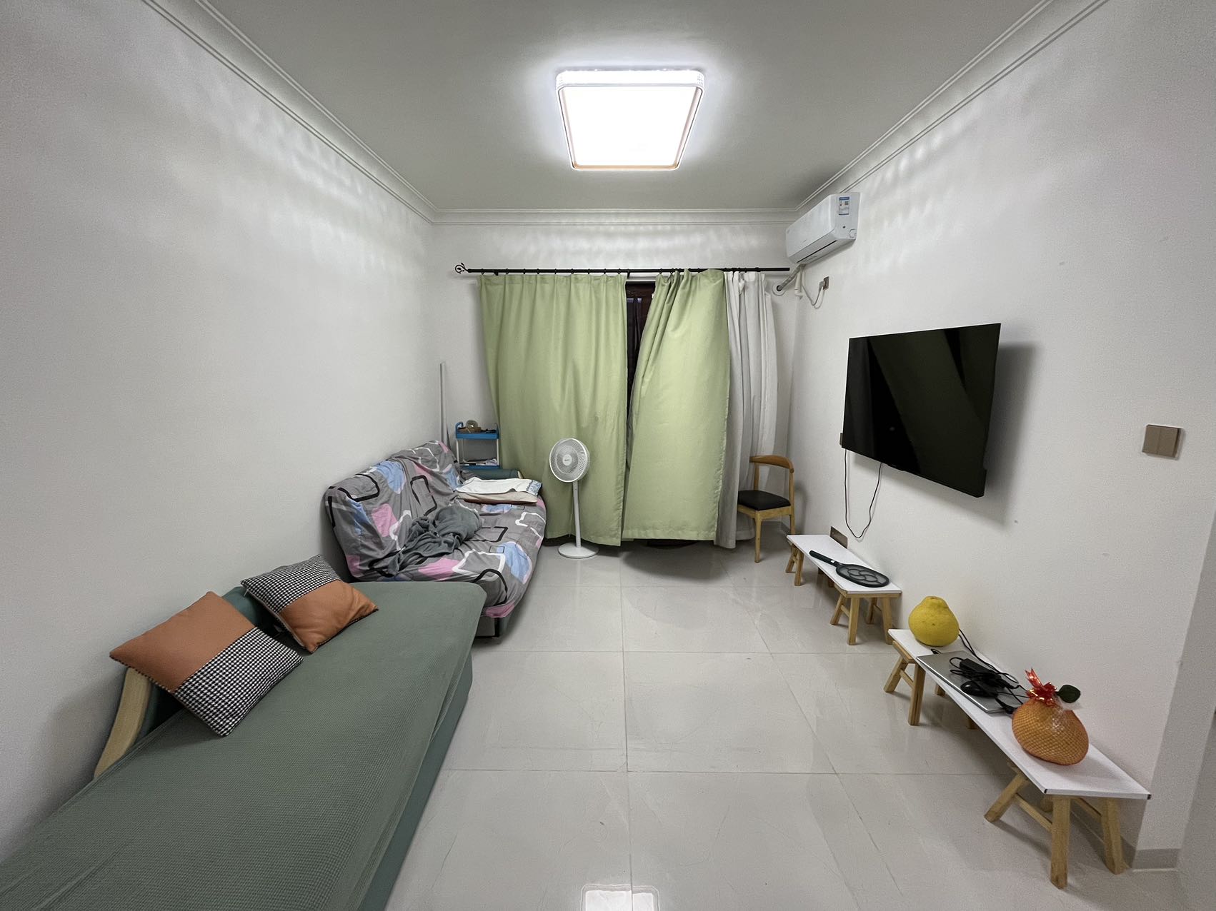 金龙城市广场二期  1室1厅1卫    2800.0元/月 金龙城市广场二期  1室1厅1卫    2800.0元/月室内图