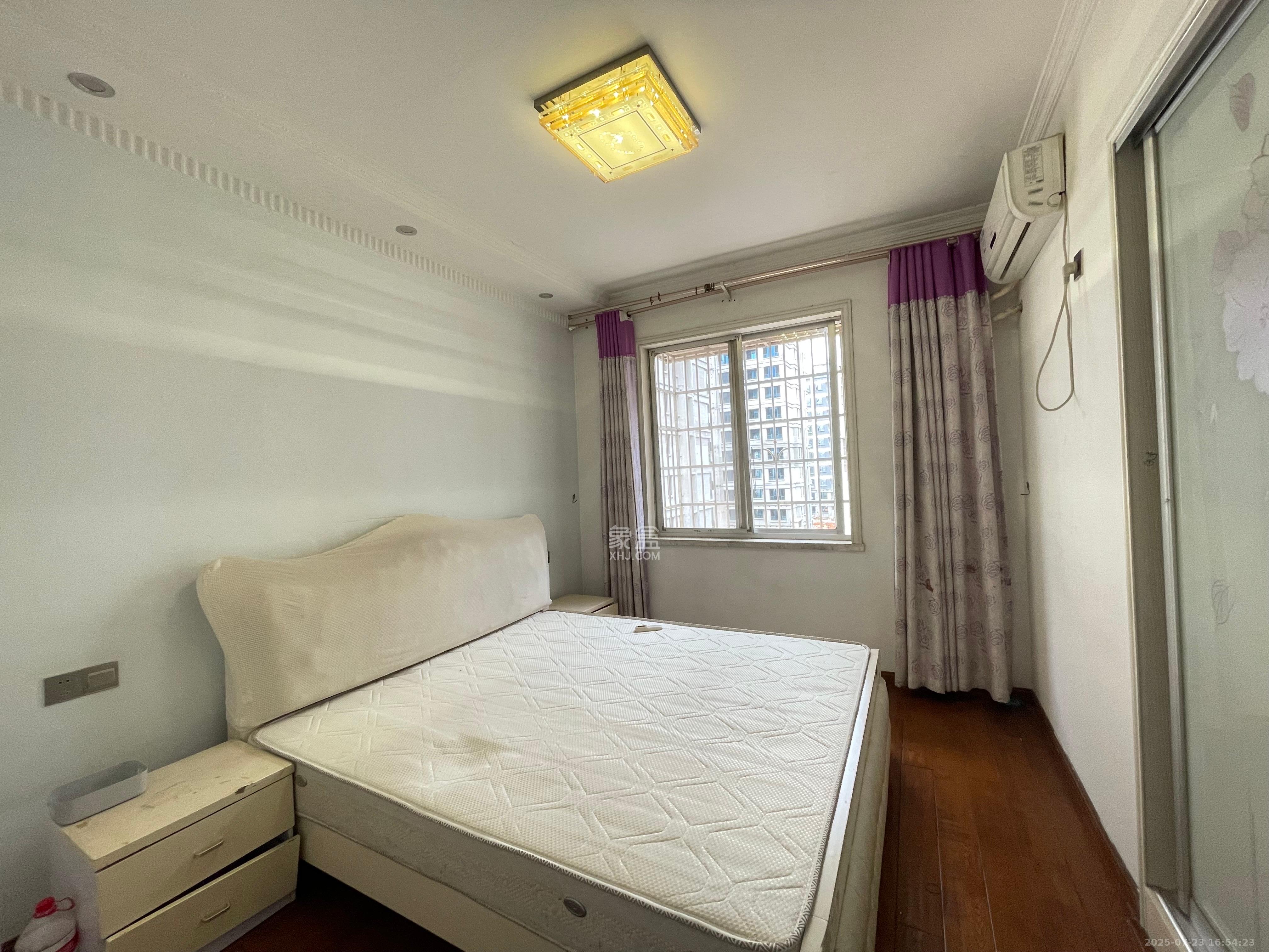 合平安置小区(东方国际石材城) 3室2厅1卫 1700.0元/月 合平安置小区(东方国际石材城) 3室2厅1卫 1700.0元/月室内图