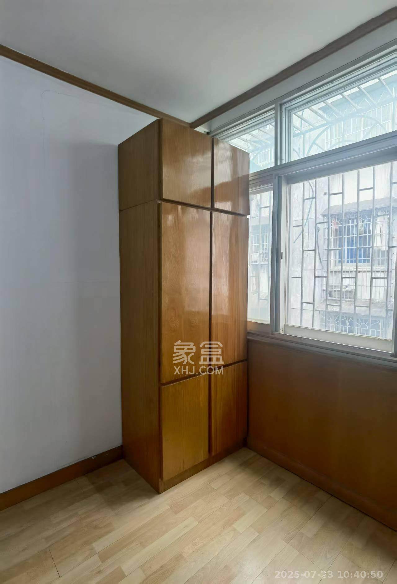 人民新村  2室1厅1卫   1300.00元/月室内图
