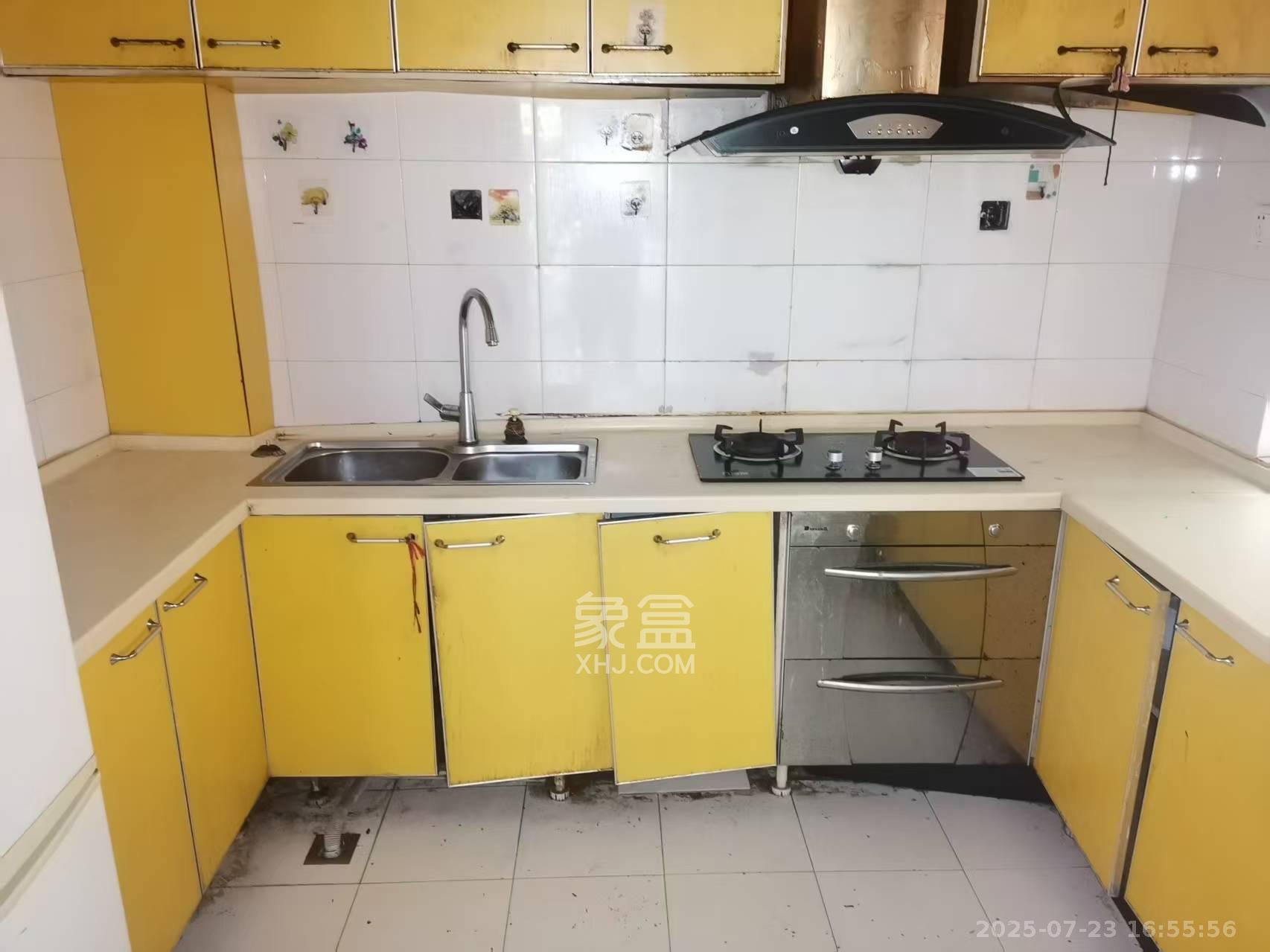 翡翠林居  2室2厅1卫   2200.00元/月室内图