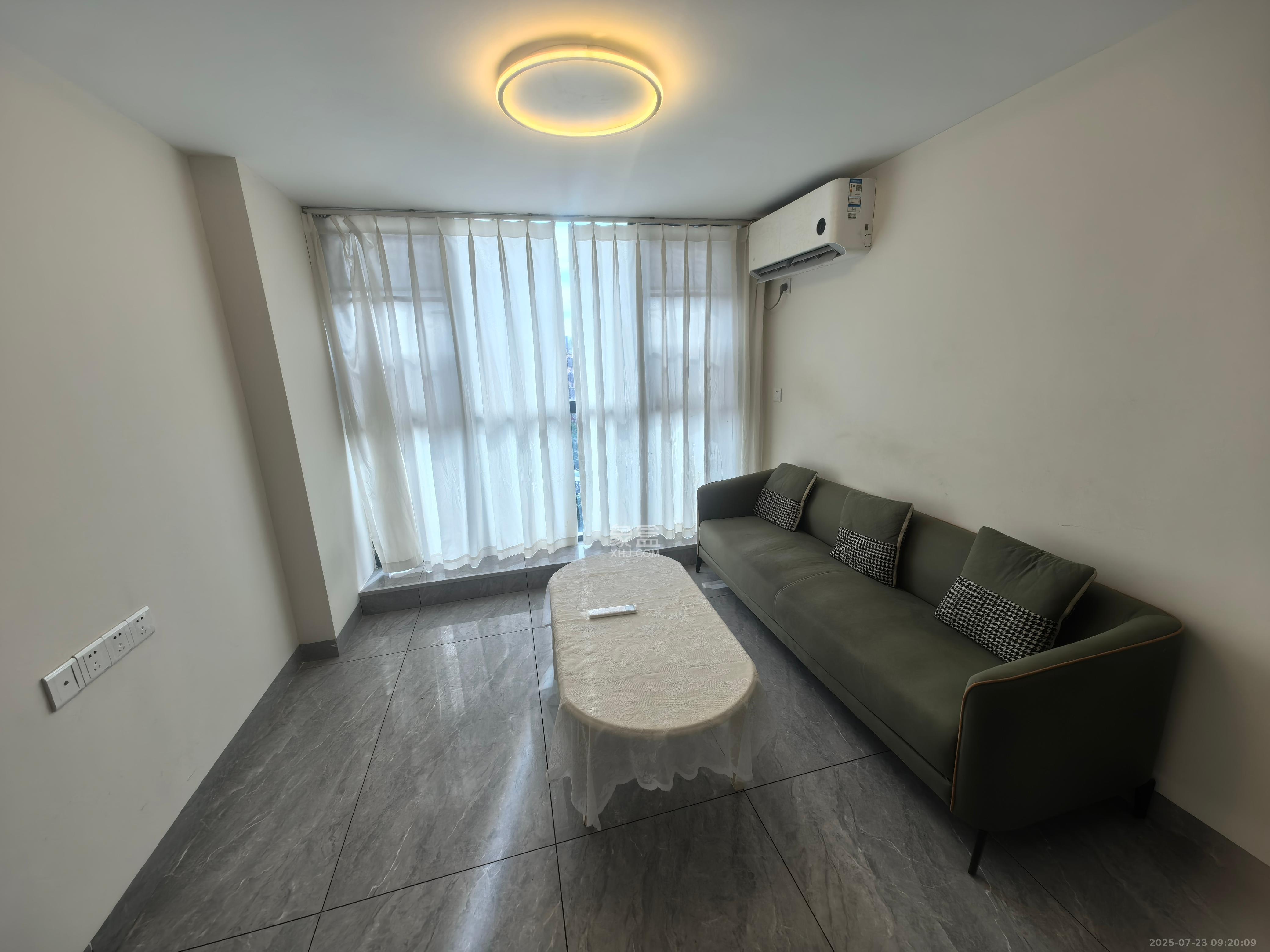 新长海D1站  1室1厅1卫    1400.0元/月 新长海D1站  1室1厅1卫    1400.0元/月室内图