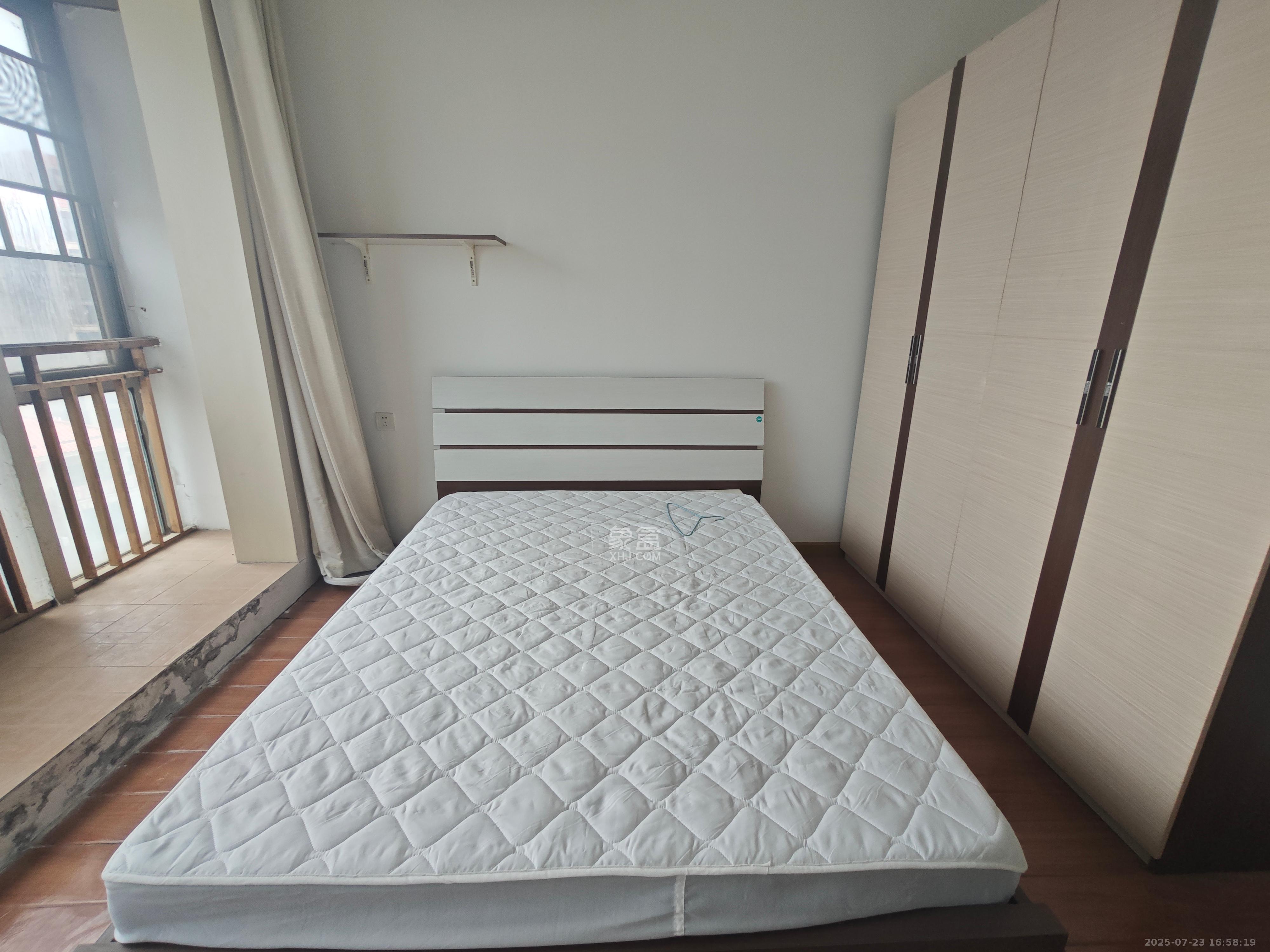 长沙玫瑰园 3室2厅2卫 1800.0元/月 长沙玫瑰园 3室2厅2卫 1800.0元/月室内图