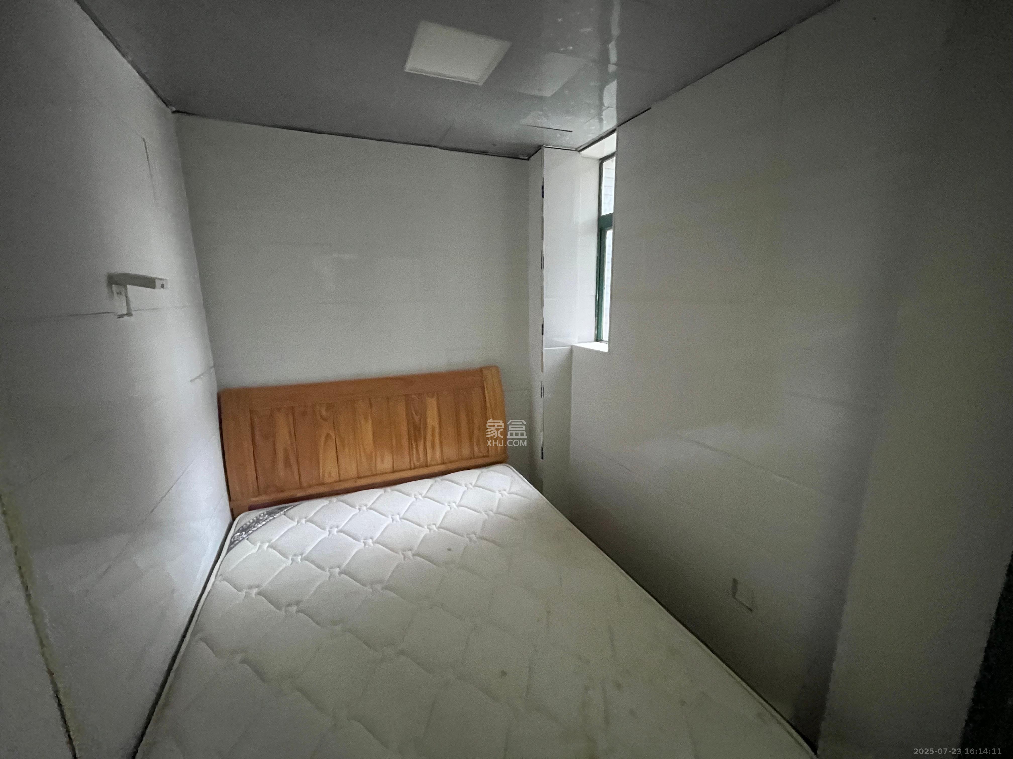 曙光大邸 2室2厅2卫 2400.0元/月 曙光大邸 2室2厅2卫 2400.0元/月室内图