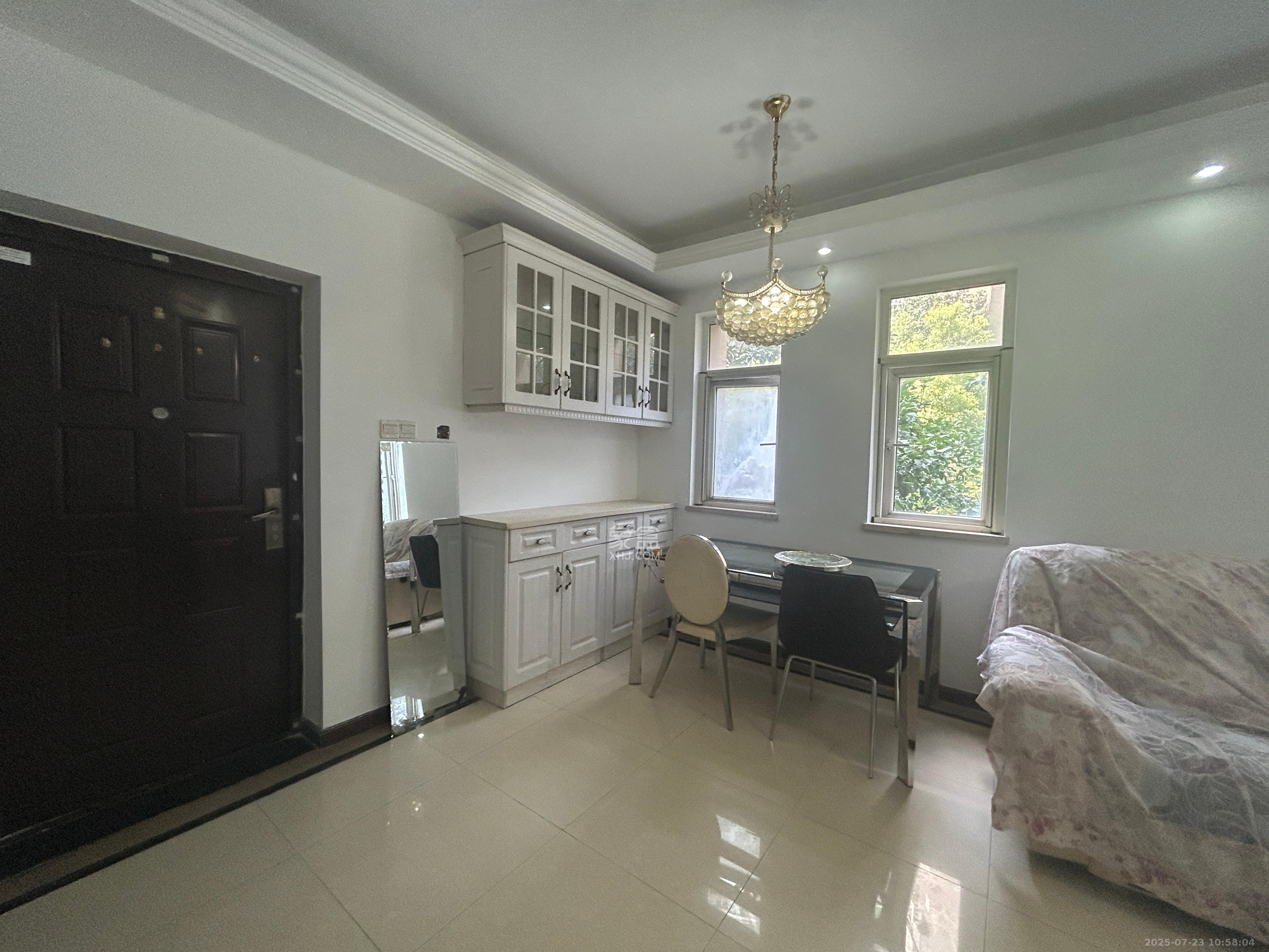 郡原居里 3室2厅1卫 1700.0元/月 郡原居里 3室2厅1卫 1700.0元/月室内图