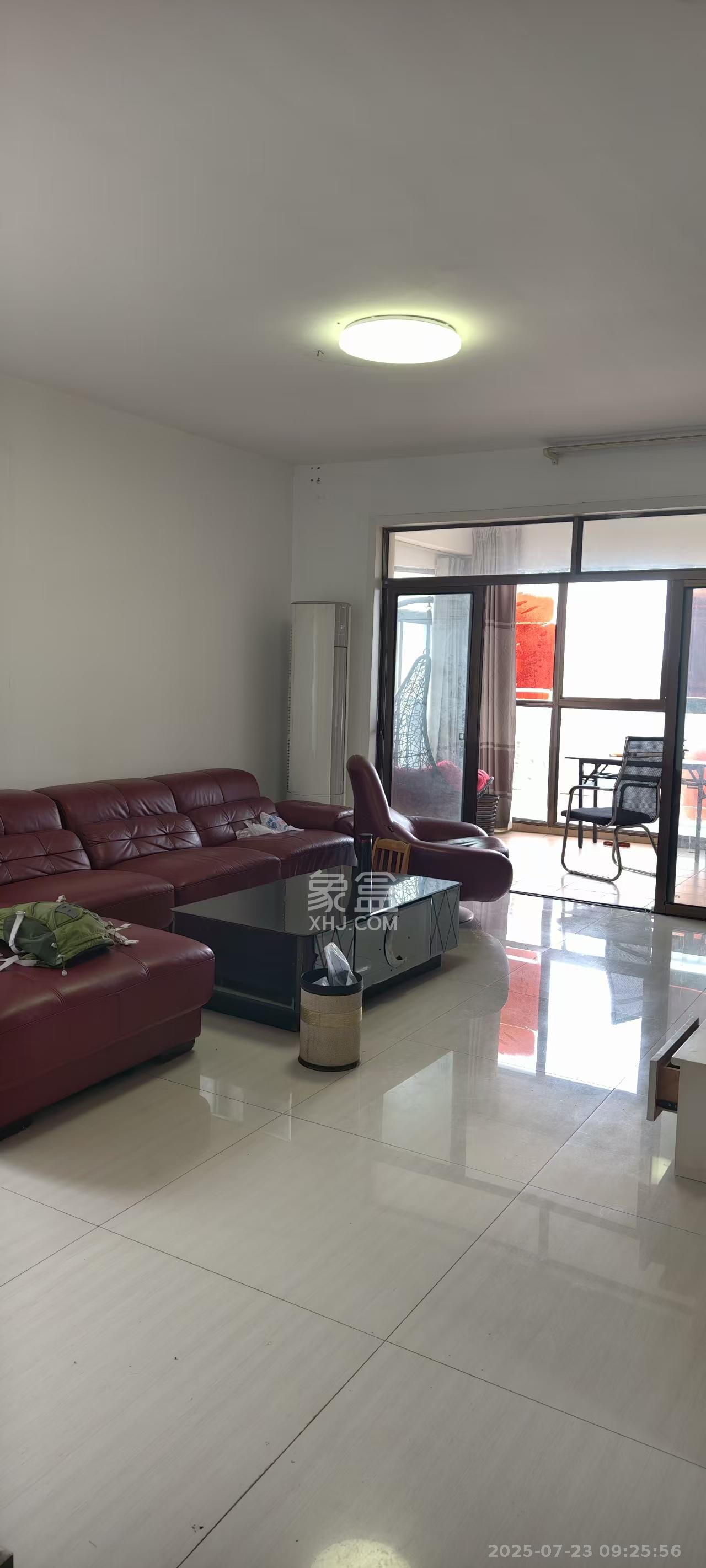 香樟鑫都 3室2厅2卫 3000.0元/月 香樟鑫都 3室2厅2卫 3000.0元/月室内图