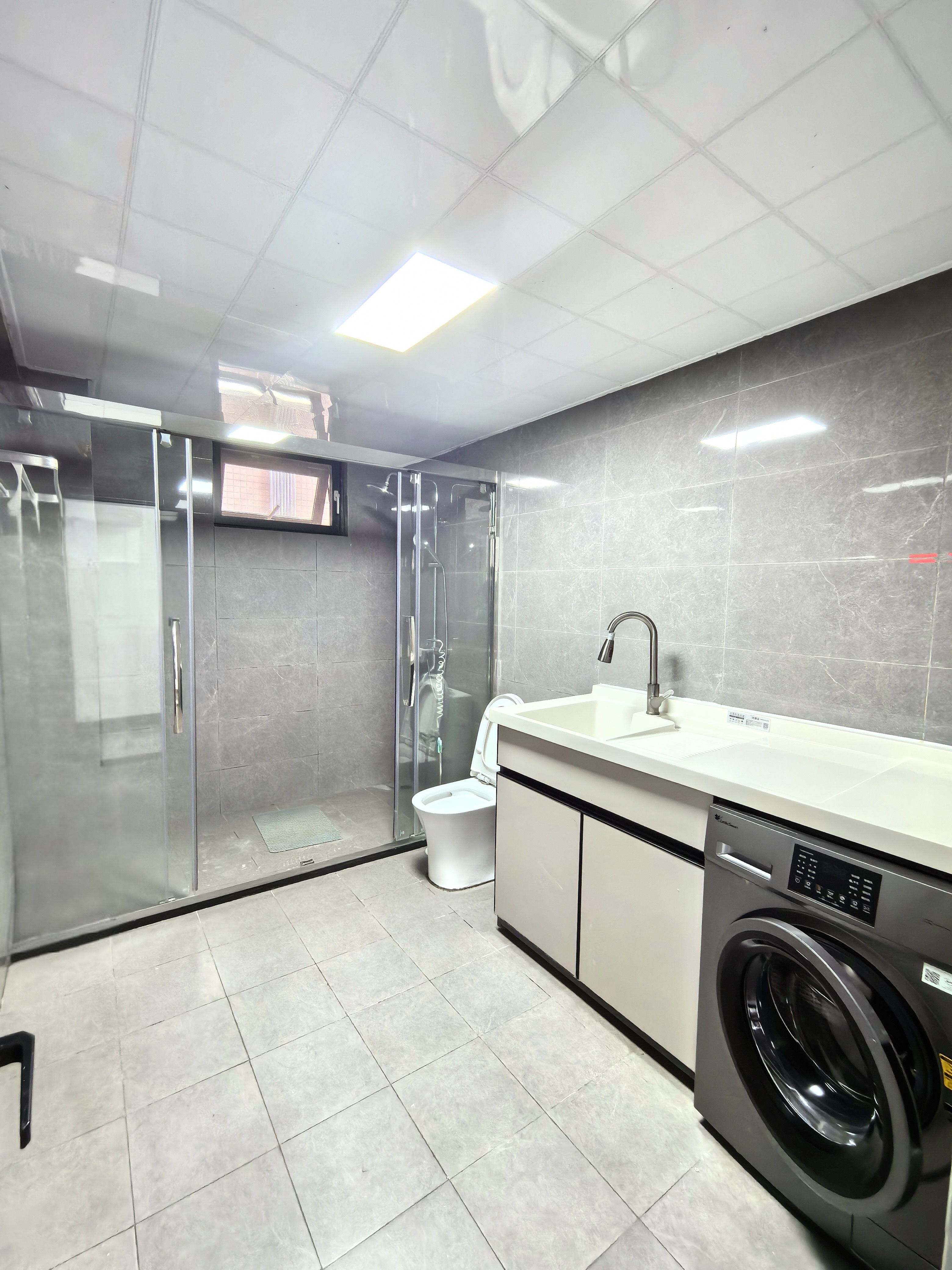 华宝大厦 3室2厅2卫 4000.0元/月 华宝大厦 3室2厅2卫 4000.0元/月室内图