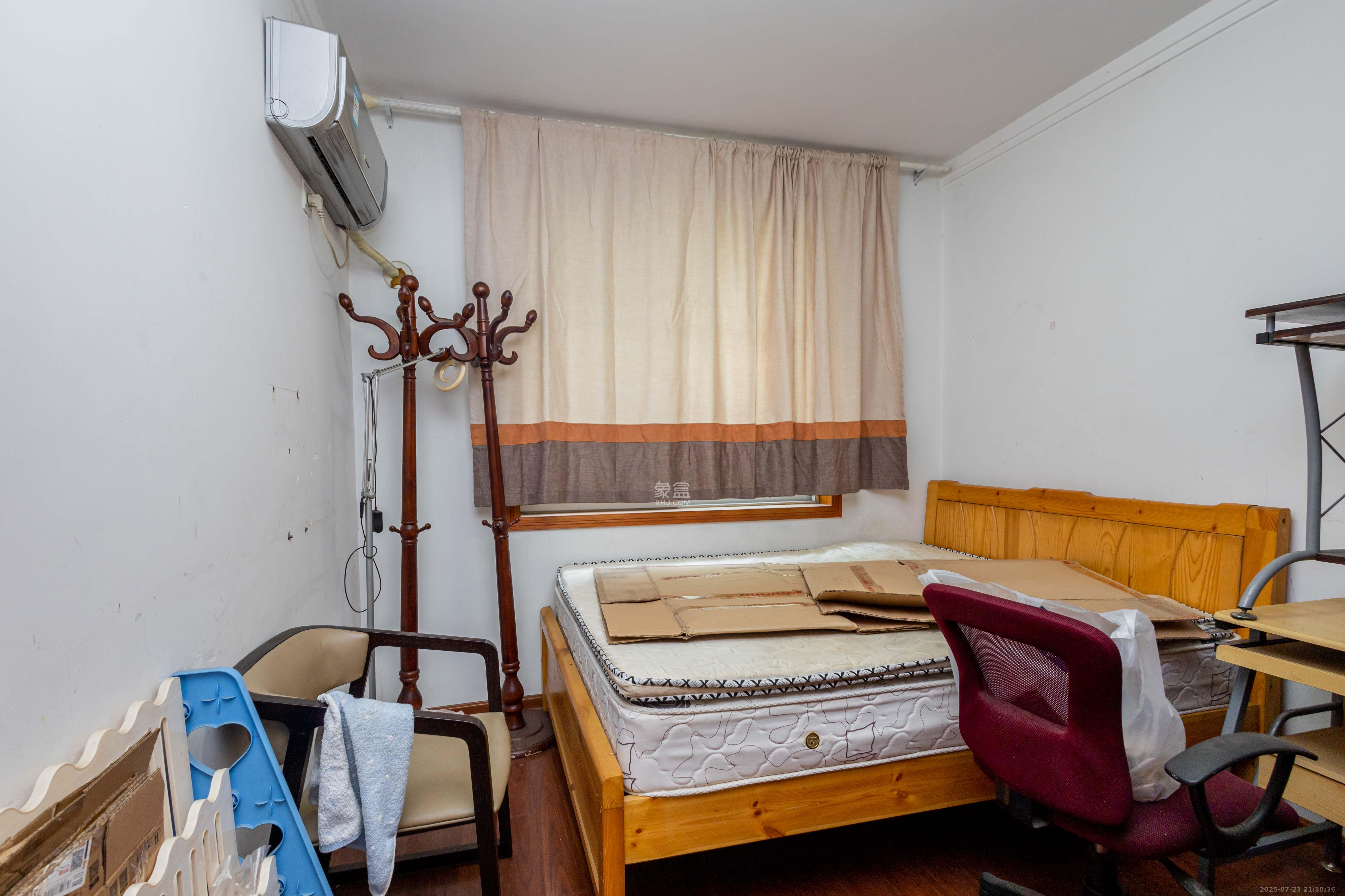 东岸锦城(东方人家)  3室2厅1卫   52.00万 东岸锦城(东方人家)  3室2厅1卫   52.00万卧室