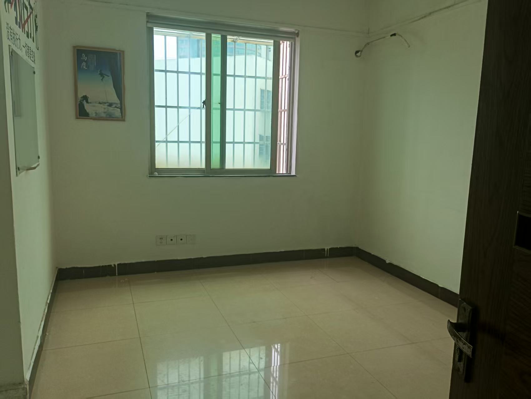 富豪大厦(富豪花园) 4室2厅2卫 4500.0元/月 富豪大厦(富豪花园) 4室2厅2卫 4500.0元/月室内图