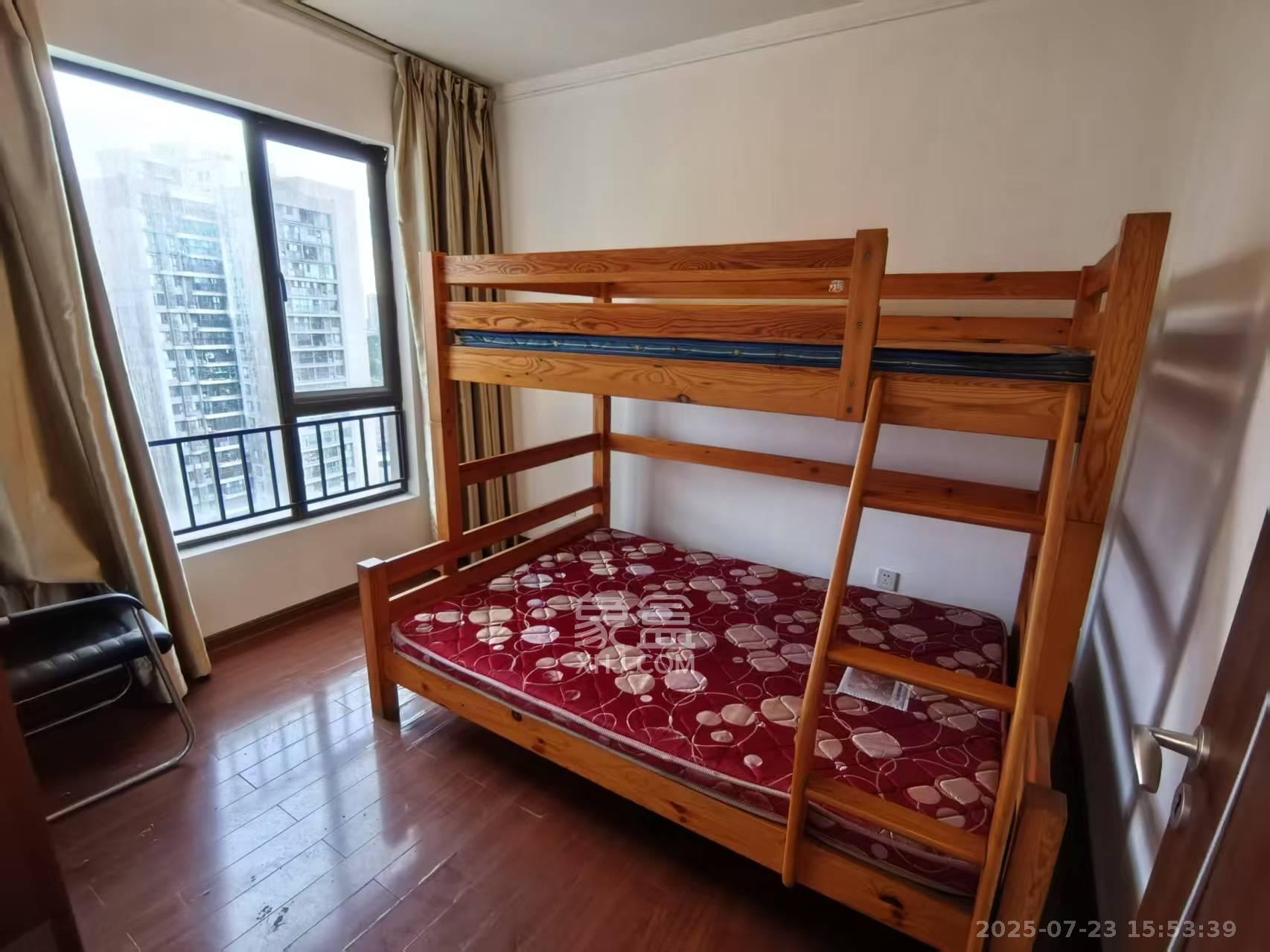 万科金域华府一期 3室1厅1卫 2600.0元/月 万科金域华府一期 3室1厅1卫 2600.0元/月室内图