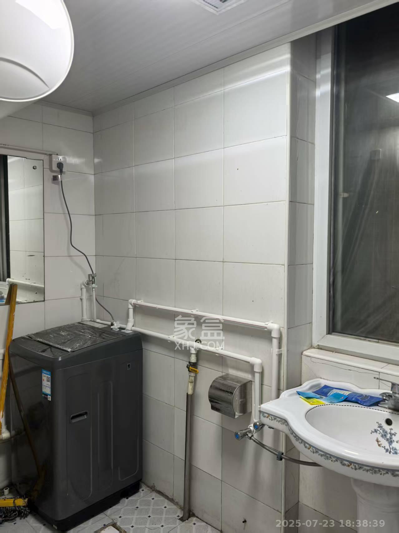 开源鑫景 1室1厅1卫 1200.0元/月 开源鑫景 1室1厅1卫 1200.0元/月室内图