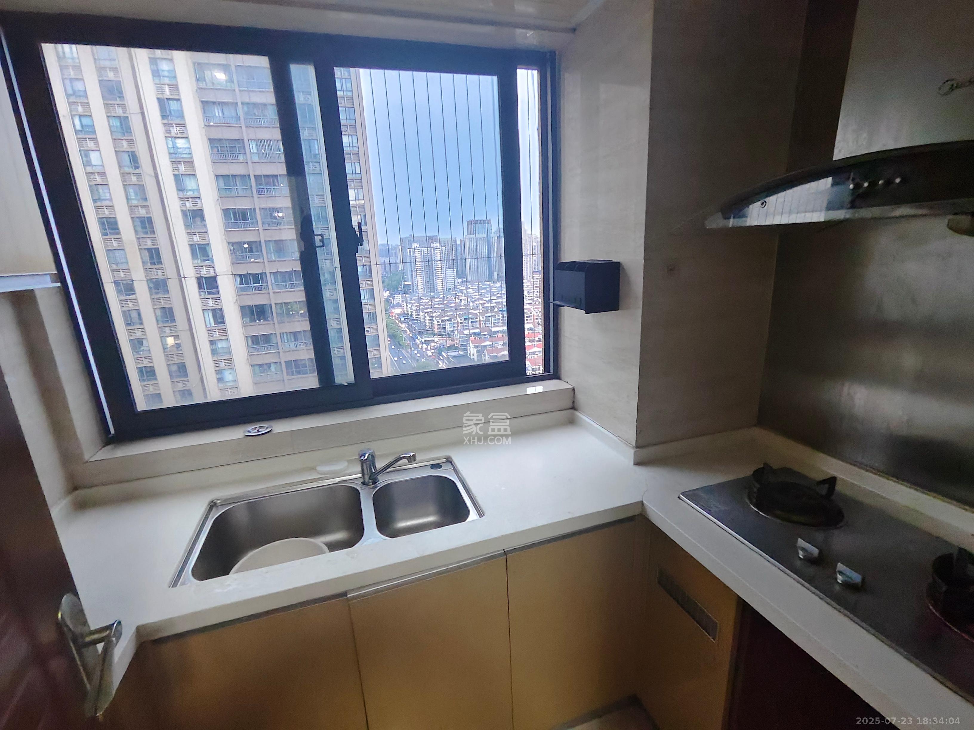 香樟兰亭(朗峰苑) 1室1厅1卫 1400.0元/月 香樟兰亭(朗峰苑) 1室1厅1卫 1400.0元/月室内图