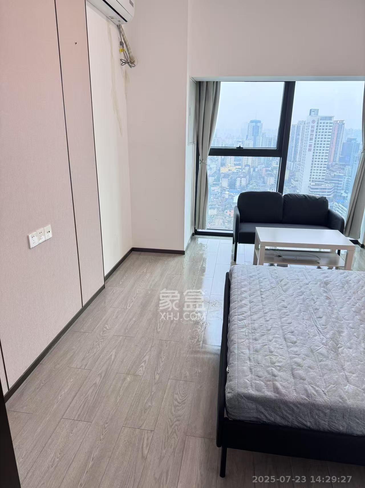 华润置地中心  1室0厅0卫    2300.0元/月室内图