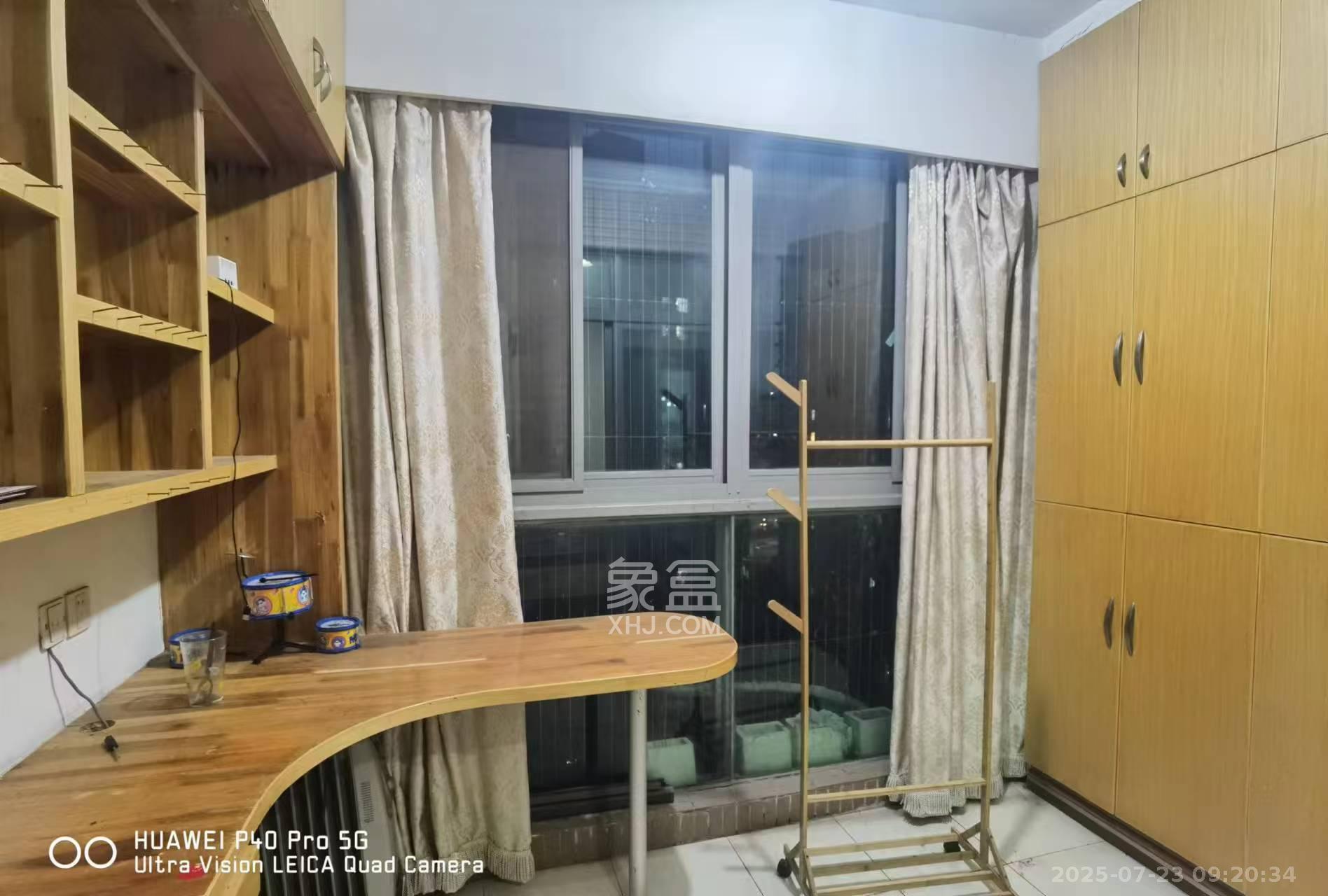 新城新世界一二三期  3室1厅1卫    2300.0元/月 新城新世界一二三期  3室1厅1卫    2300.0元/月室内图