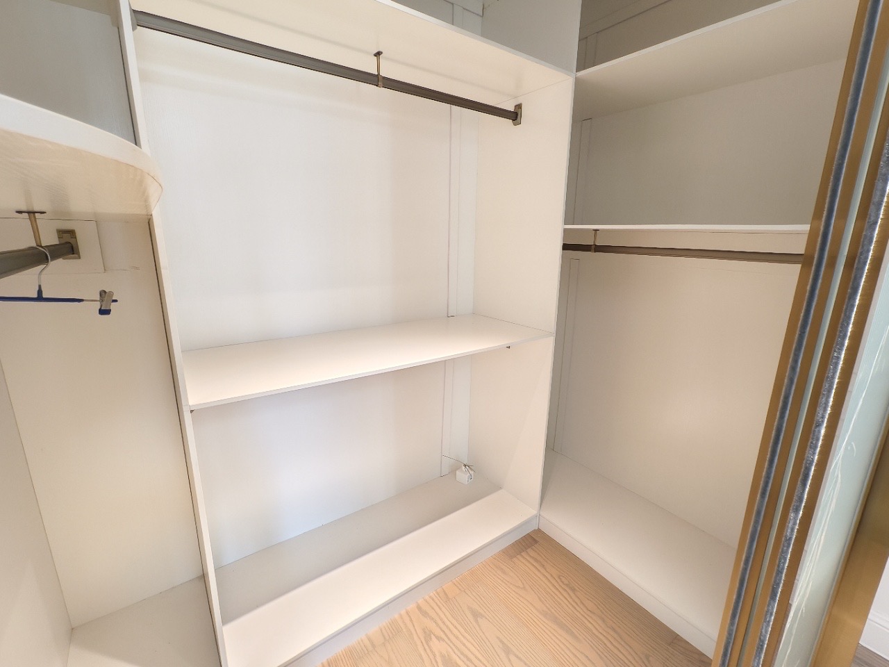 海航豪庭北苑 4室2厅3卫 6500.0元/月 海航豪庭北苑 4室2厅3卫 6500.0元/月室内图