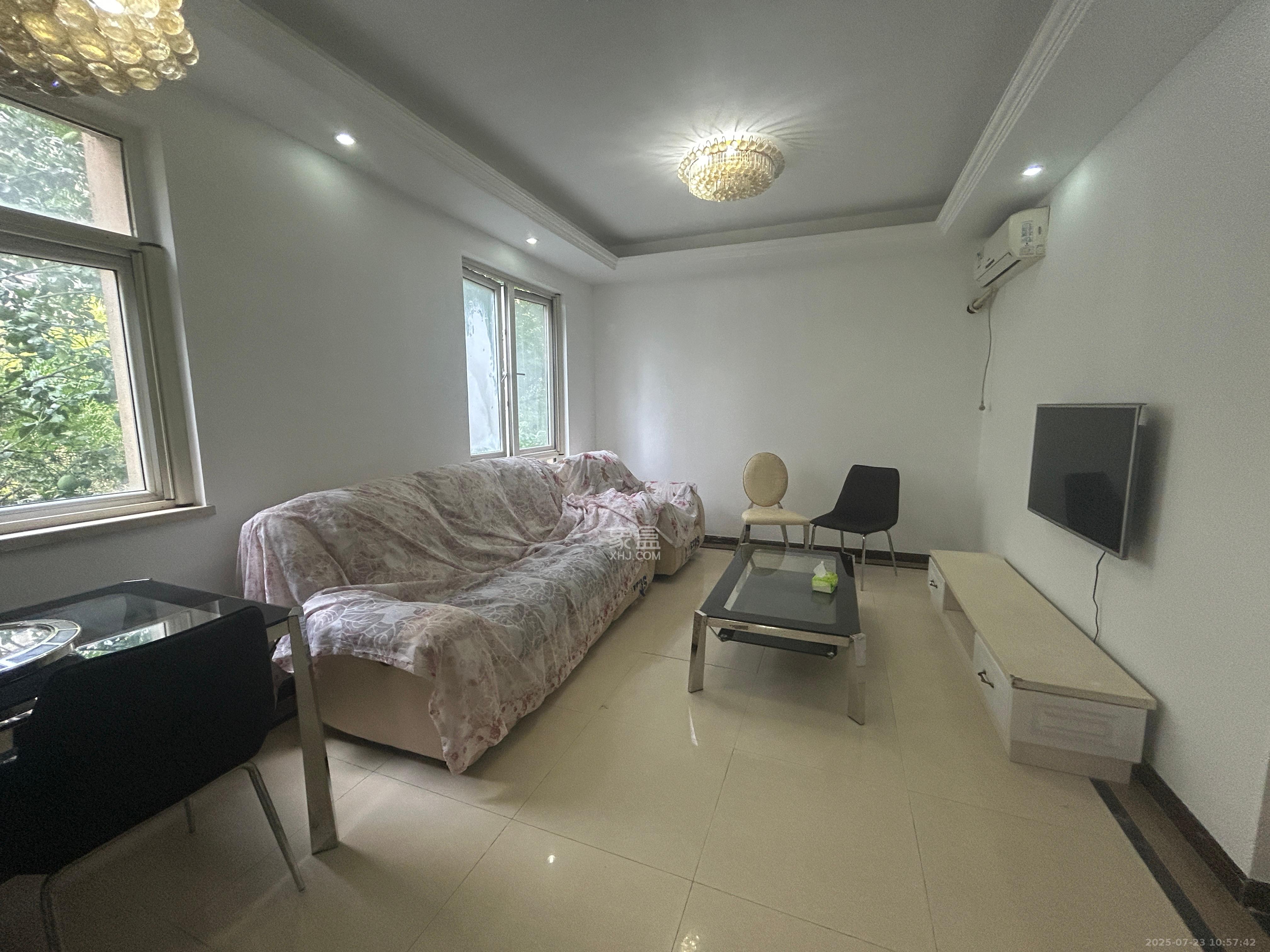 郡原居里 3室2厅1卫 1700.0元/月 郡原居里 3室2厅1卫 1700.0元/月室内图