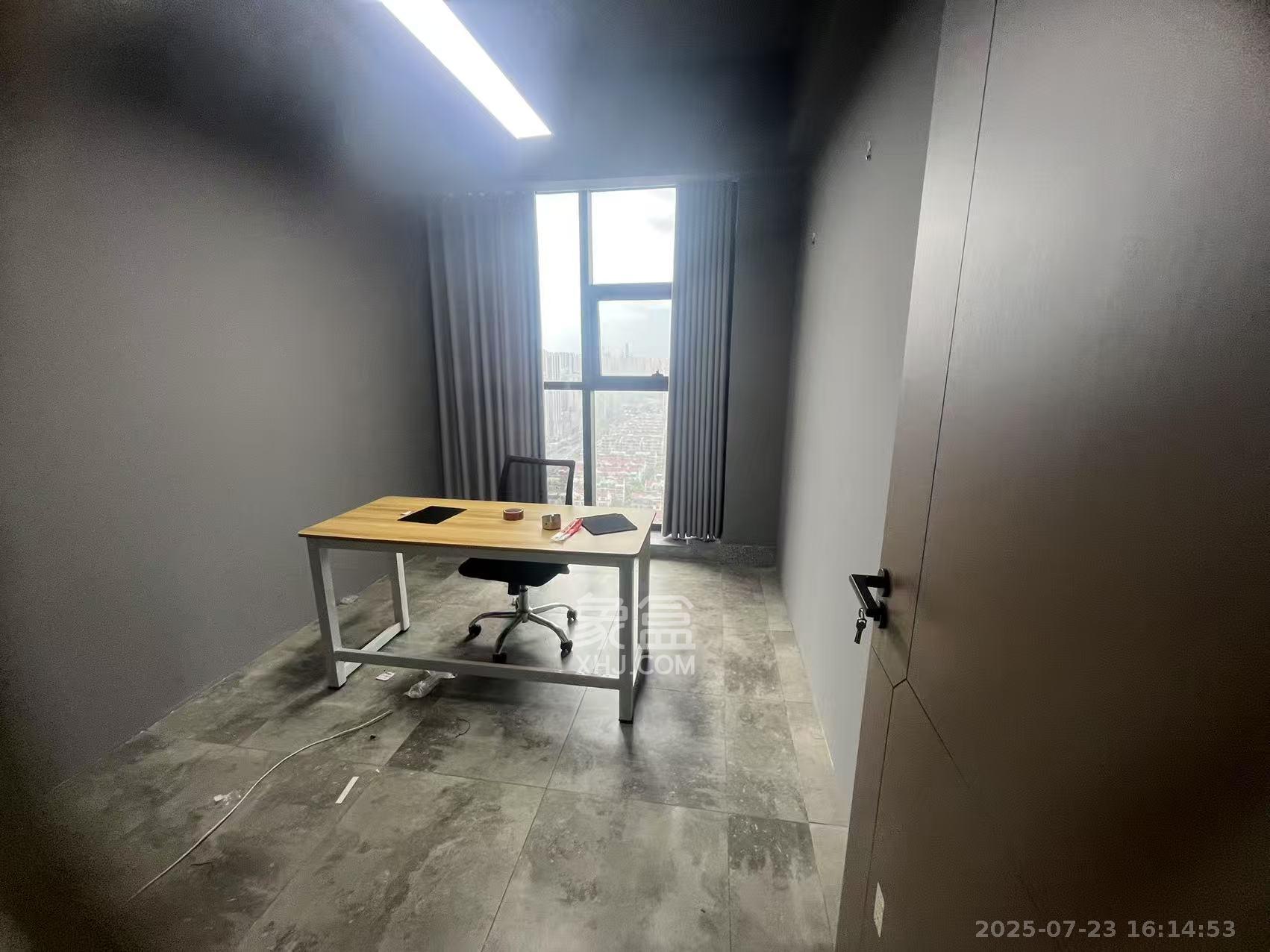 万坤图财富广场  1室1厅1卫   6500.00元/月室内图