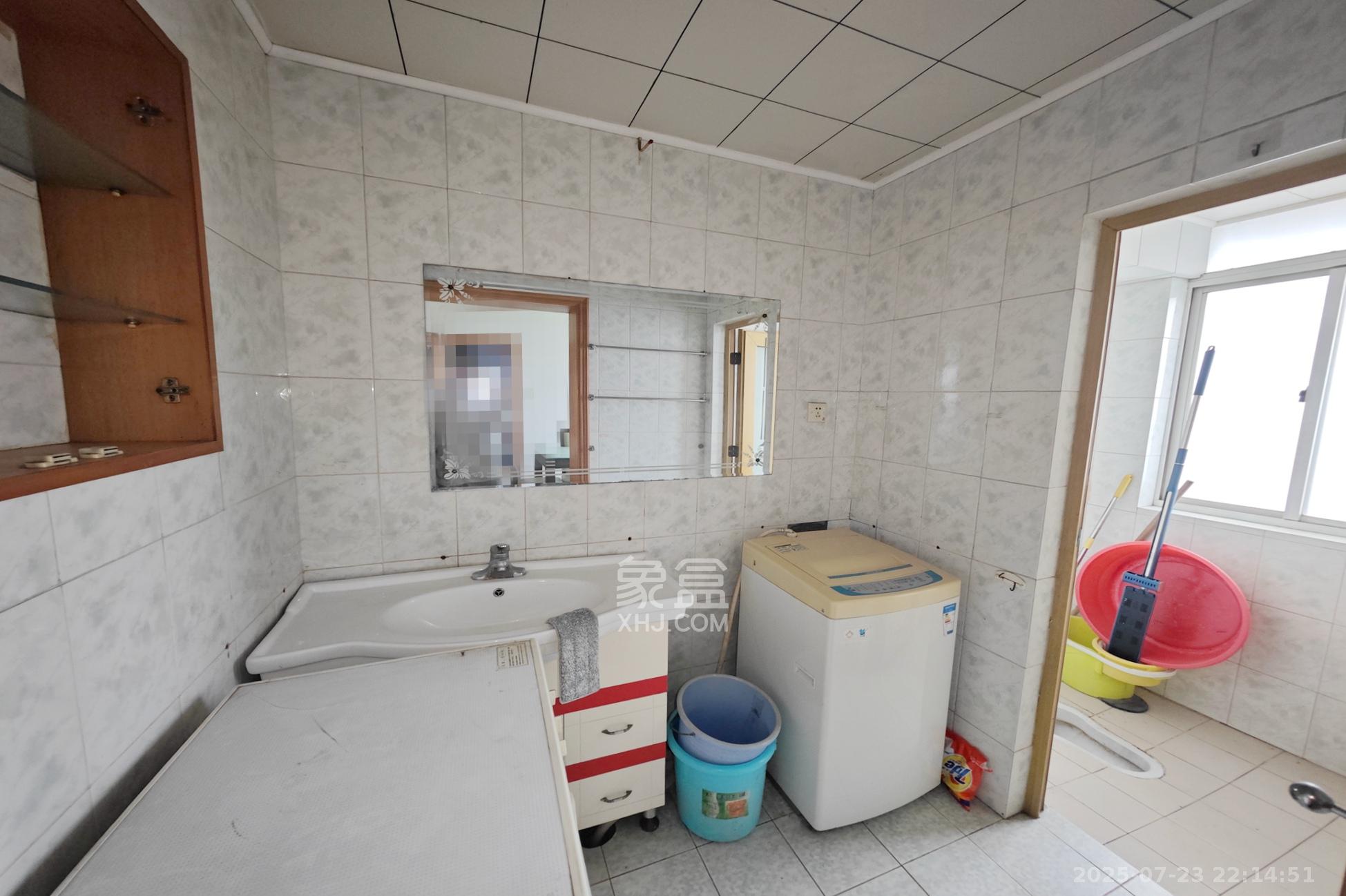 法官公寓 3室2厅2卫 88.0万 法官公寓 3室2厅2卫 88.0万其他