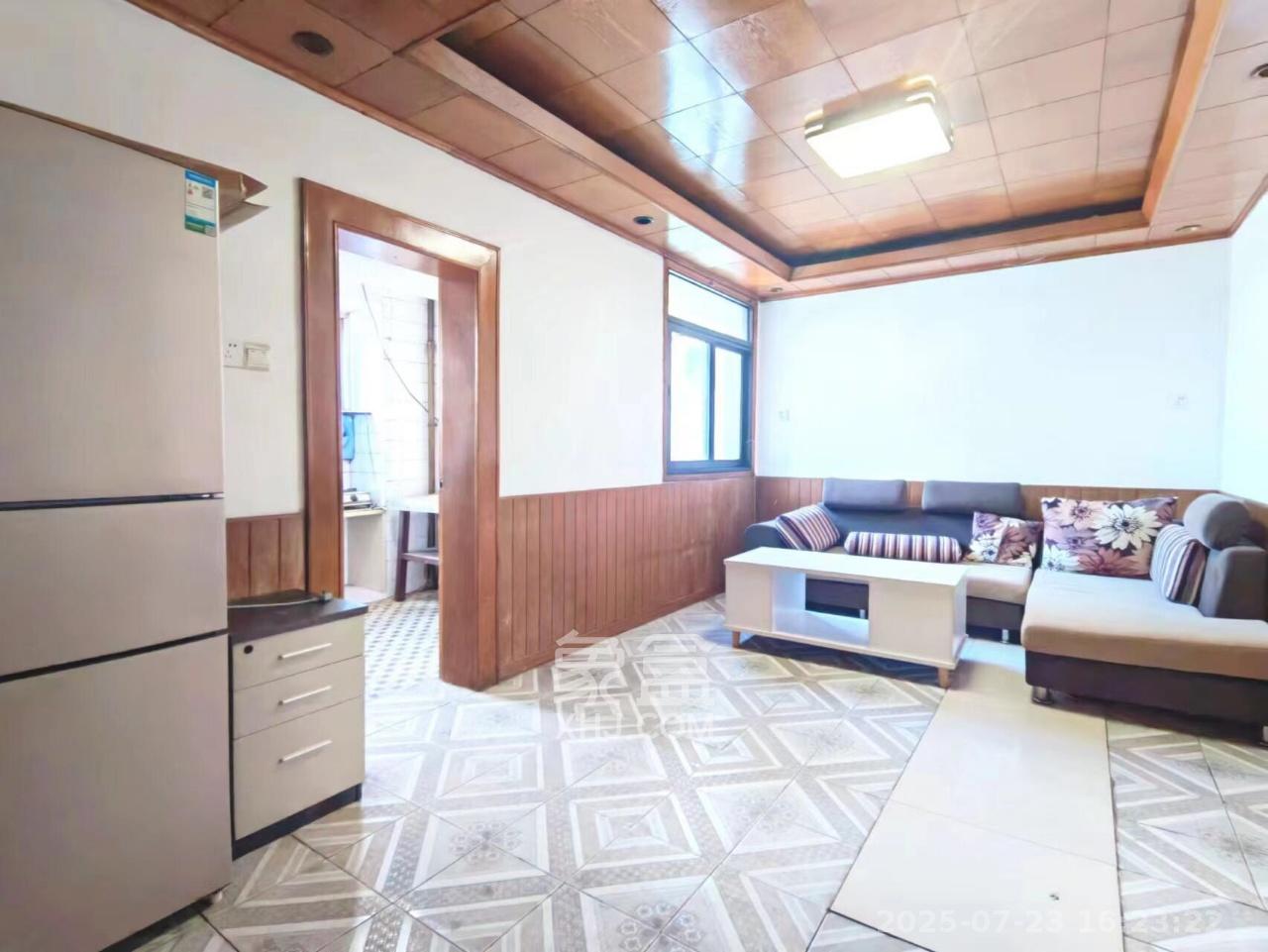 省建材机械厂宿舍  3室1厅1卫   1500.00元/月室内图