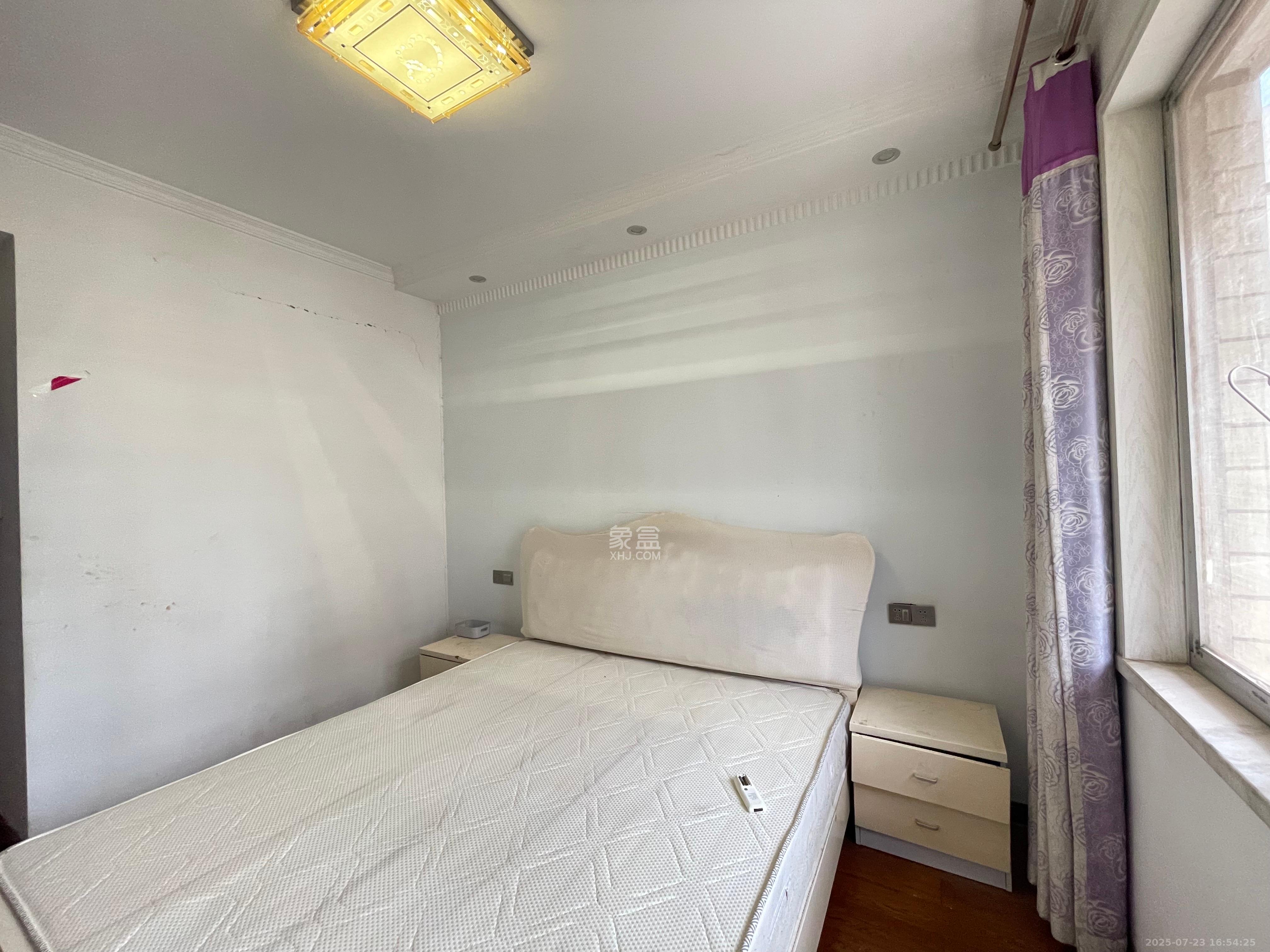 合平安置小区(东方国际石材城) 3室2厅1卫 1700.0元/月 合平安置小区(东方国际石材城) 3室2厅1卫 1700.0元/月室内图