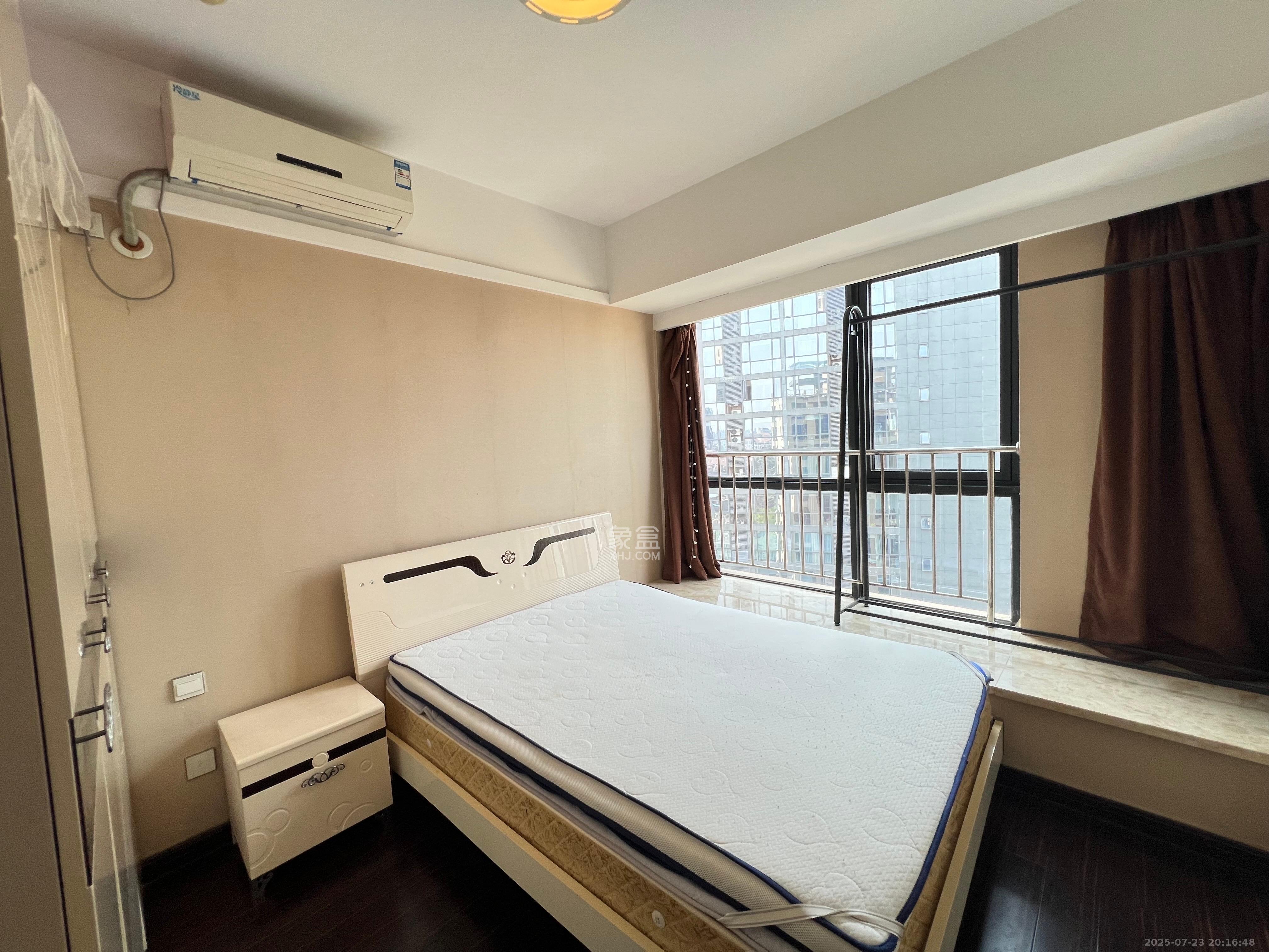 德思勤城市广场(宝格丽公寓) 1室1厅1卫 2000.0元/月 德思勤城市广场(宝格丽公寓) 1室1厅1卫 2000.0元/月室内图