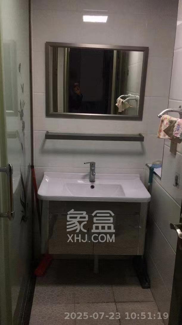 洋湖景园 3室1厅1卫 2500.0元/月 洋湖景园 3室1厅1卫 2500.0元/月室内图