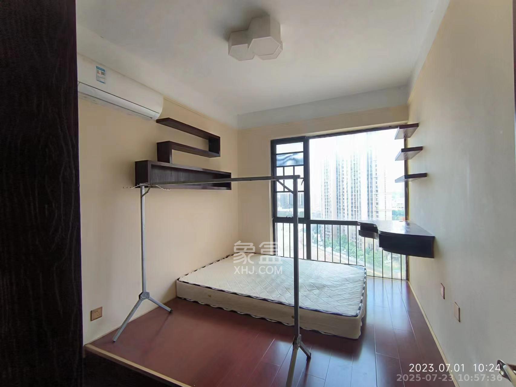 中海国际三期 4室2厅2卫 2200.0元/月 中海国际三期 4室2厅2卫 2200.0元/月室内图