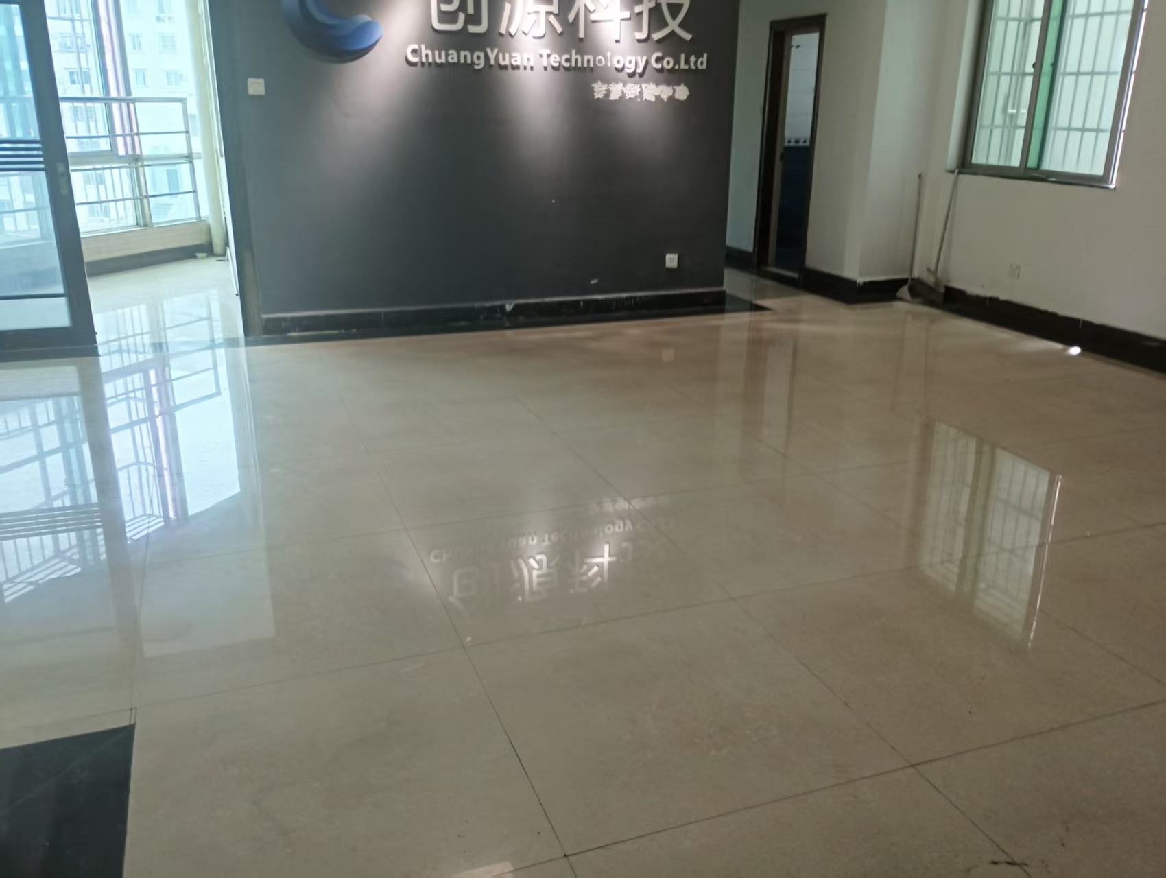 富豪大厦(富豪花园) 4室2厅2卫 4500.0元/月 富豪大厦(富豪花园) 4室2厅2卫 4500.0元/月室内图