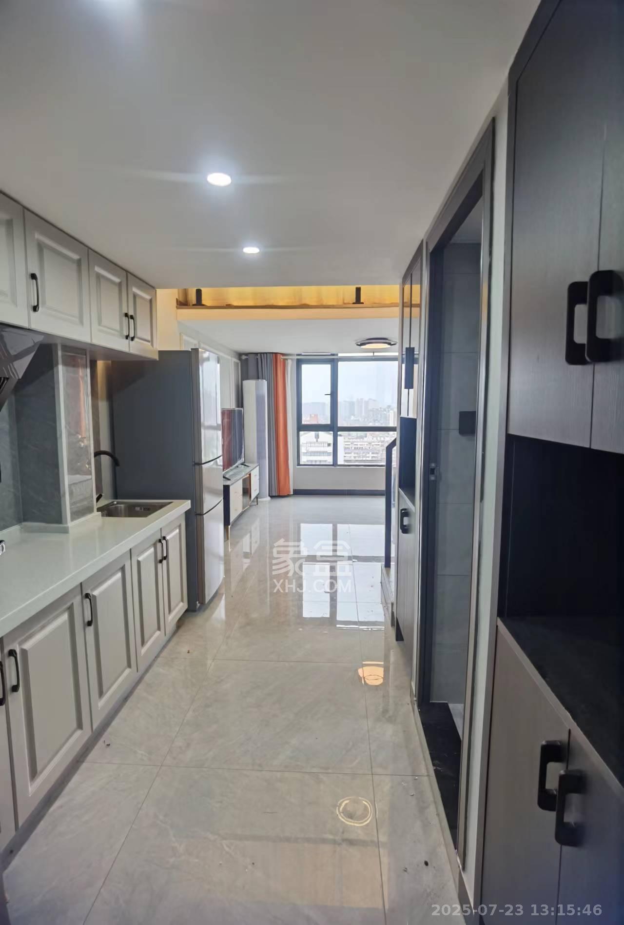 荣盛花语书苑 1室0厅0卫 2300.0元/月 荣盛花语书苑 1室0厅0卫 2300.0元/月室内图