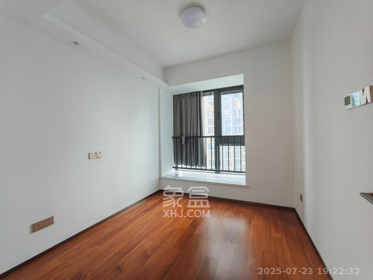 北辰瀚江府  3室2厅2卫    6600.0元/月室内图