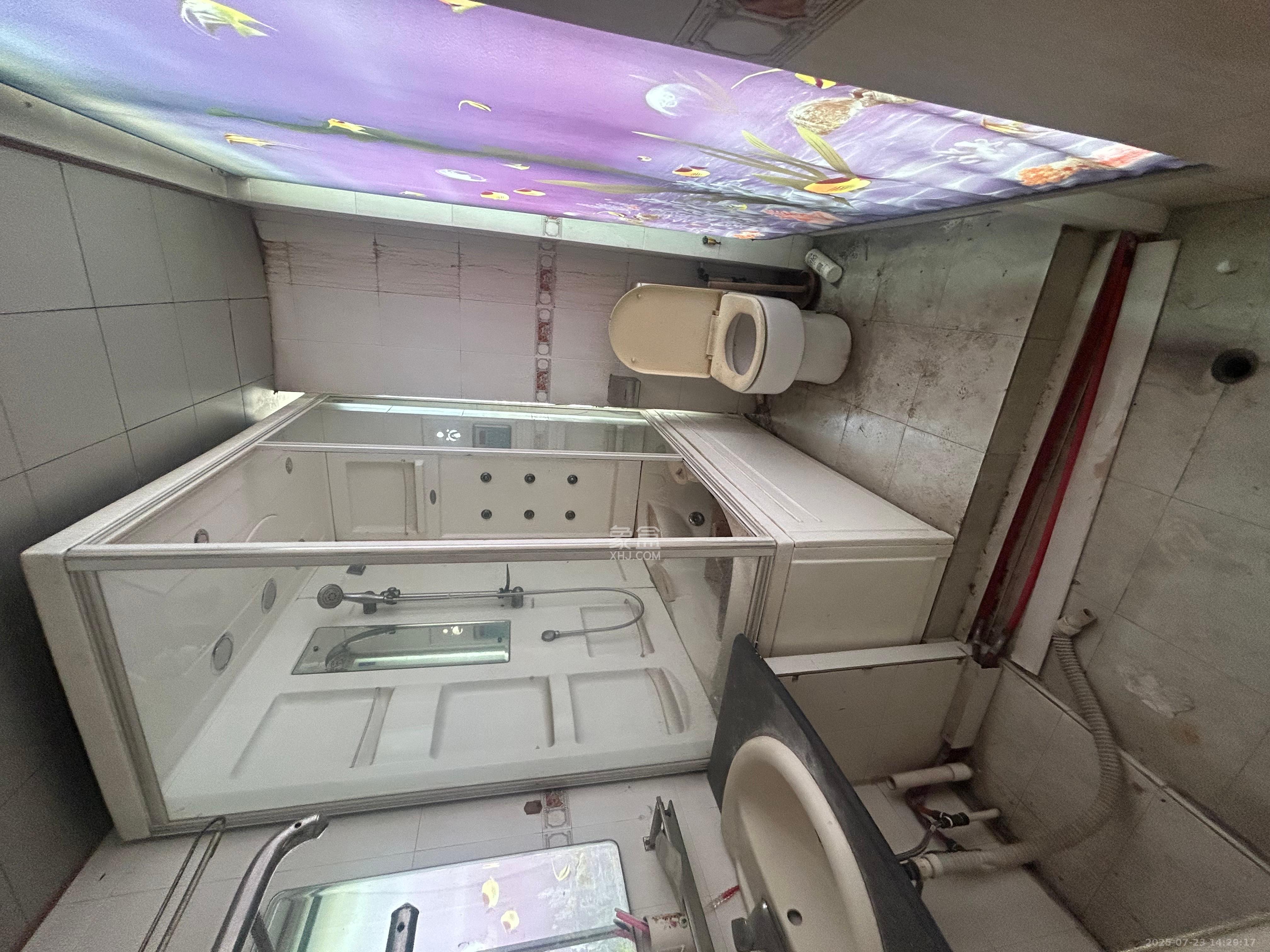 三湘小区 3室2厅2卫 1500.0元/月 三湘小区 3室2厅2卫 1500.0元/月室内图