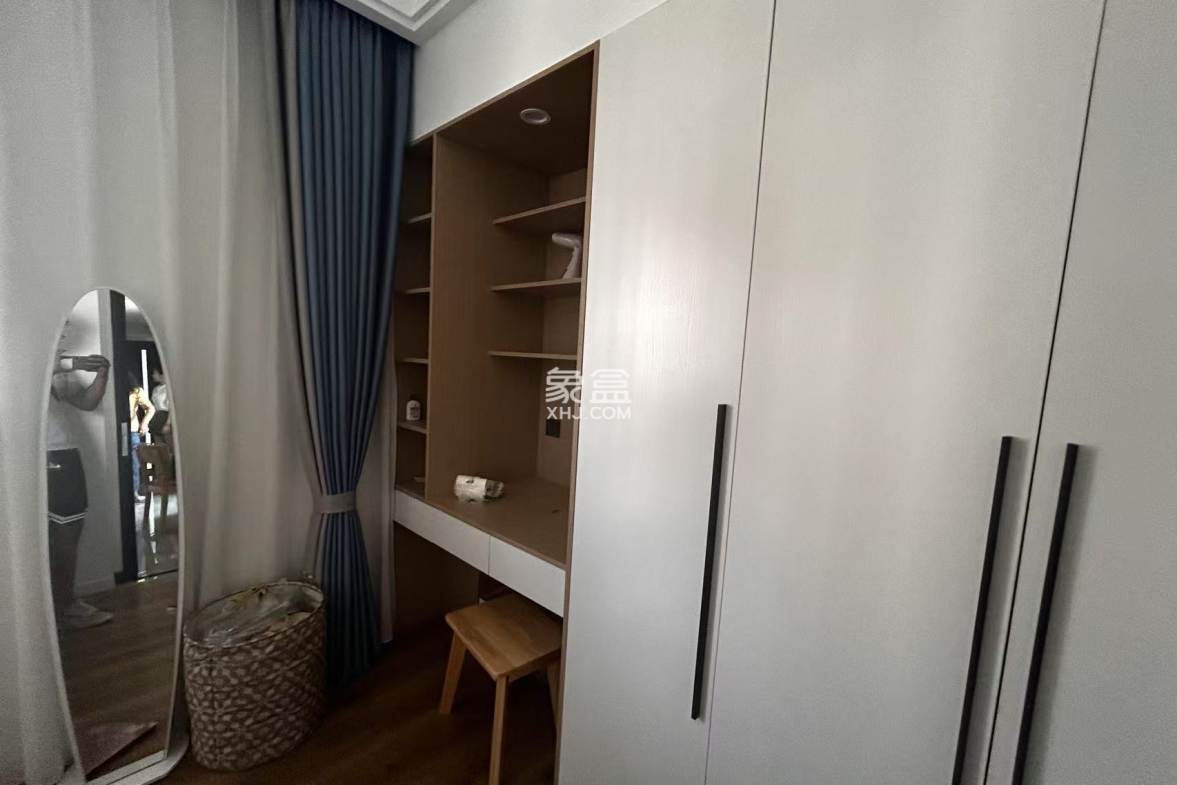 金色家园 1室1厅1卫 1200.00元/月 金色家园 1室1厅1卫 1200.00元/月室内图