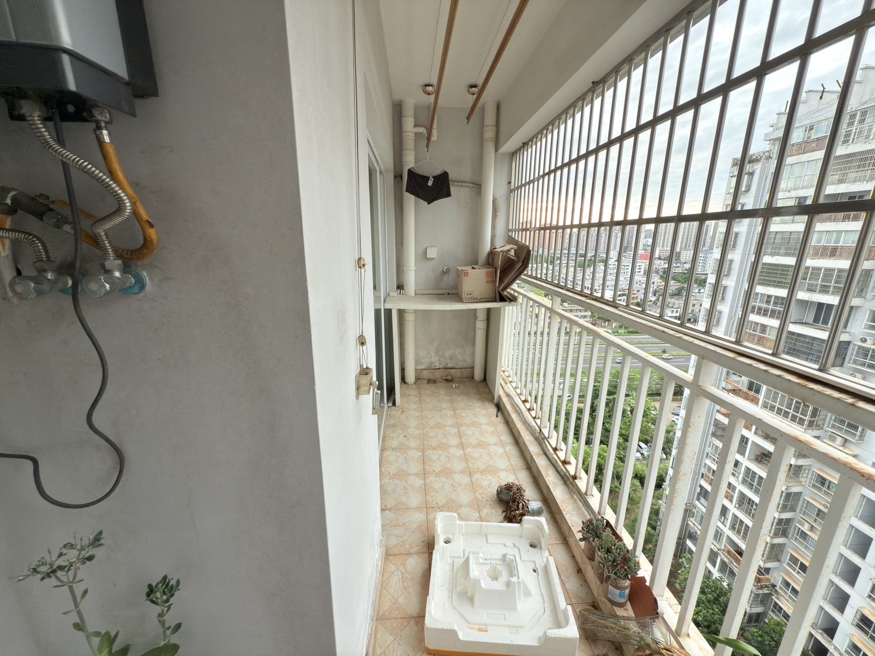 海航城 2室1厅1卫 2000.00元/月 海航城 2室1厅1卫 2000.00元/月室内图