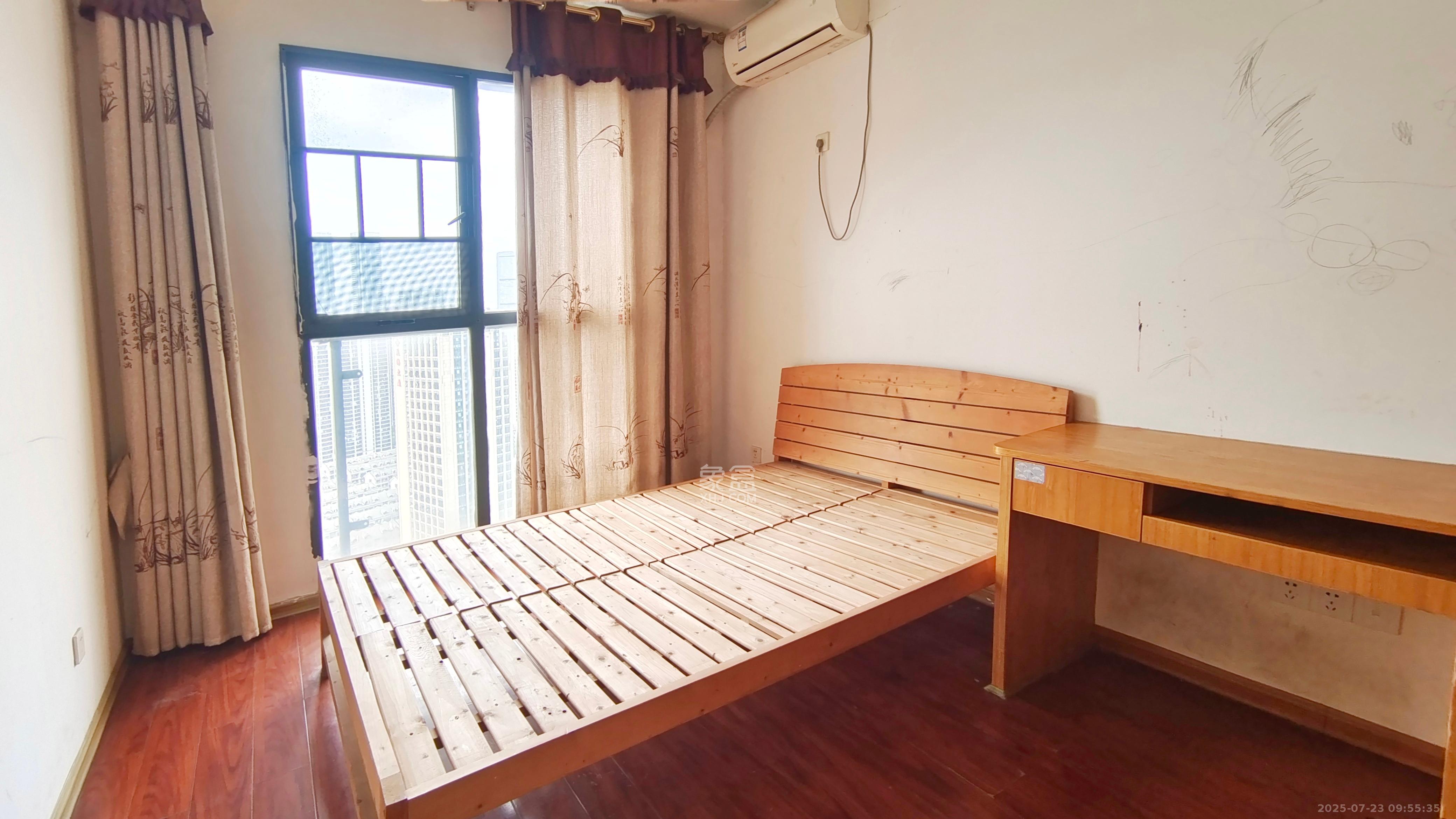 江河双水湾  3室2厅1卫   2500.00元/月室内图