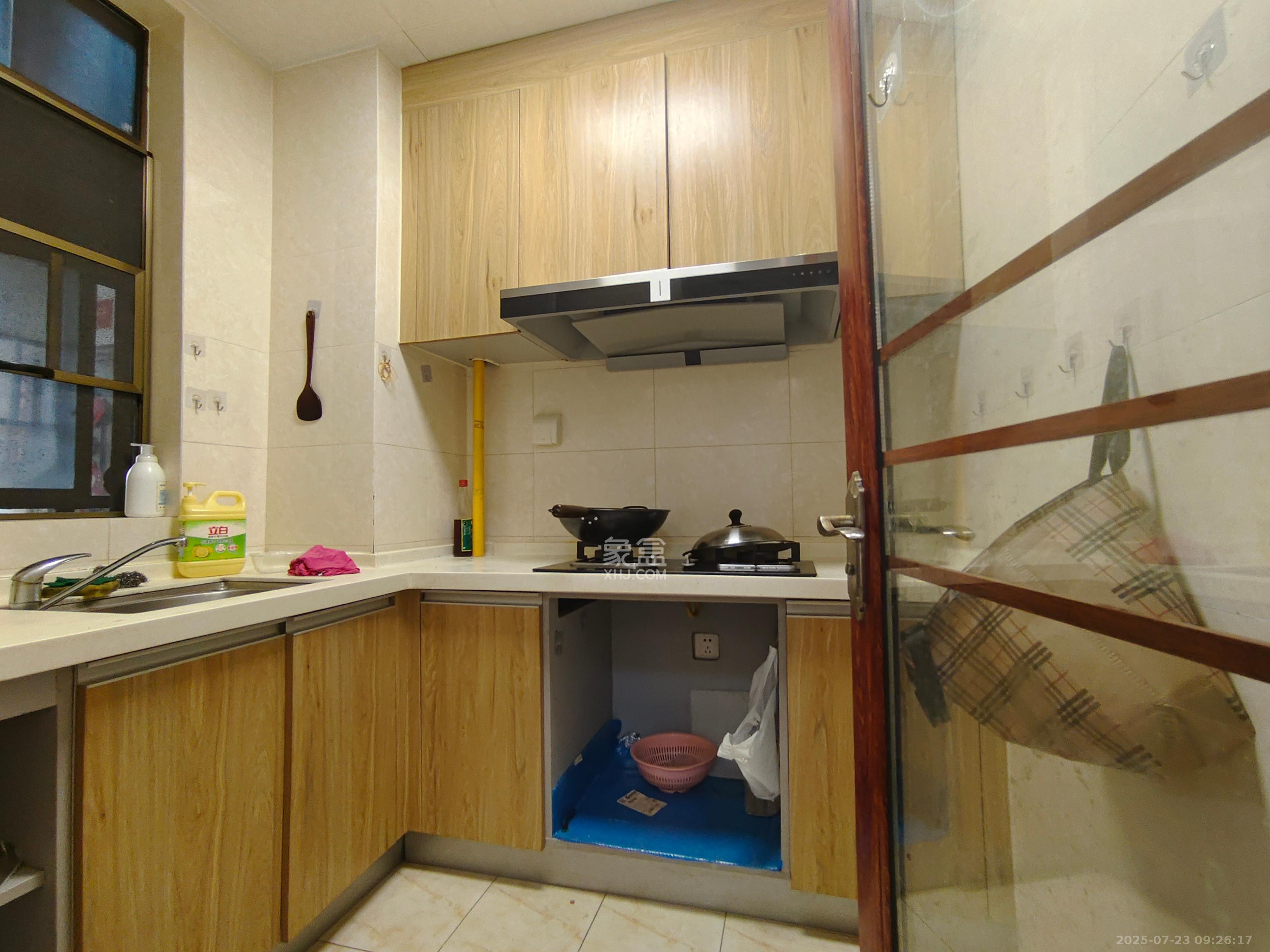 江山帝景哈佛 2室2厅1卫 1800.0元/月 江山帝景哈佛 2室2厅1卫 1800.0元/月室内图