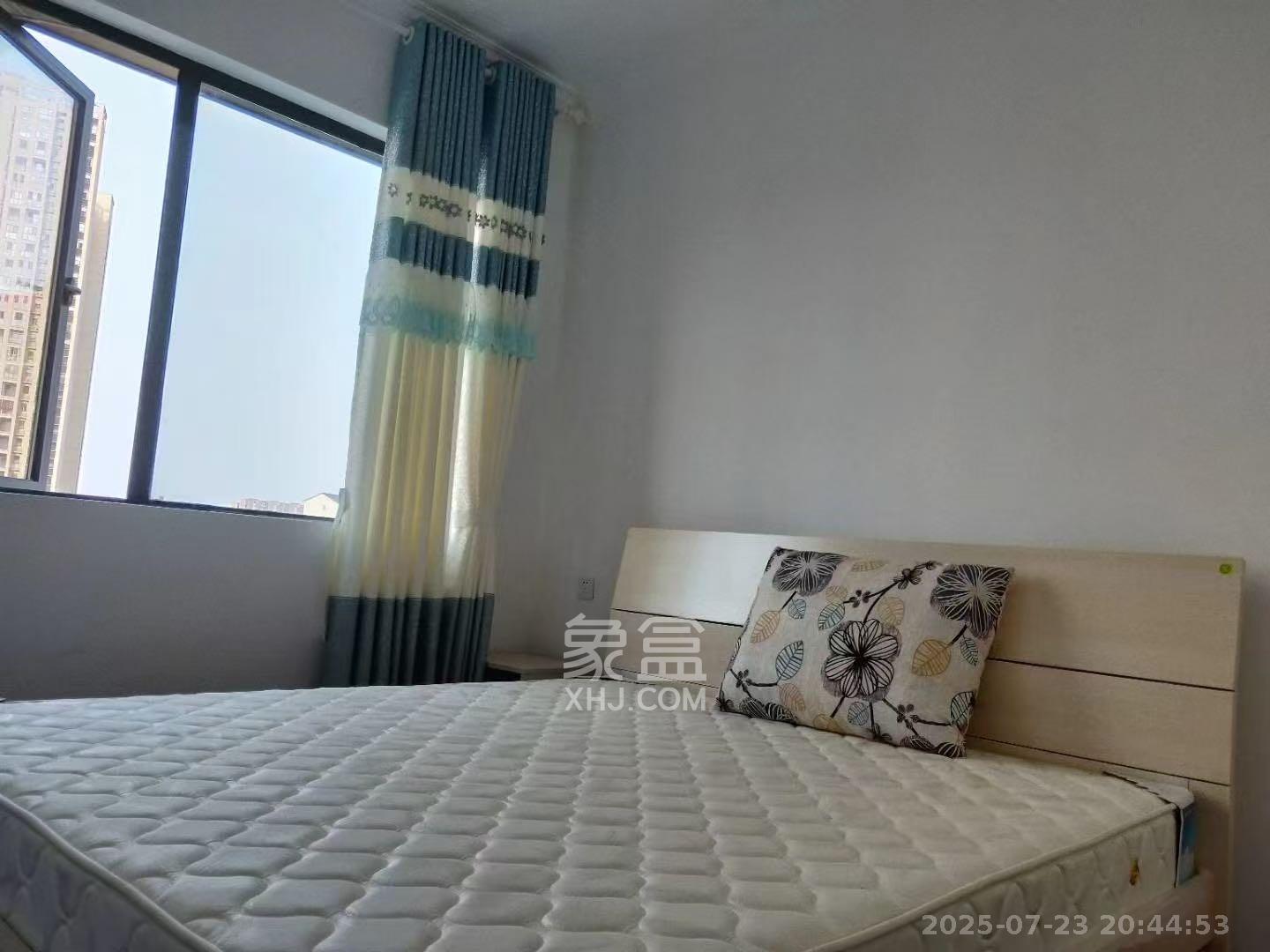 中南红领邦(红星嘉和苑) 3室2厅1卫 2420.0元/月 中南红领邦(红星嘉和苑) 3室2厅1卫 2420.0元/月室内图