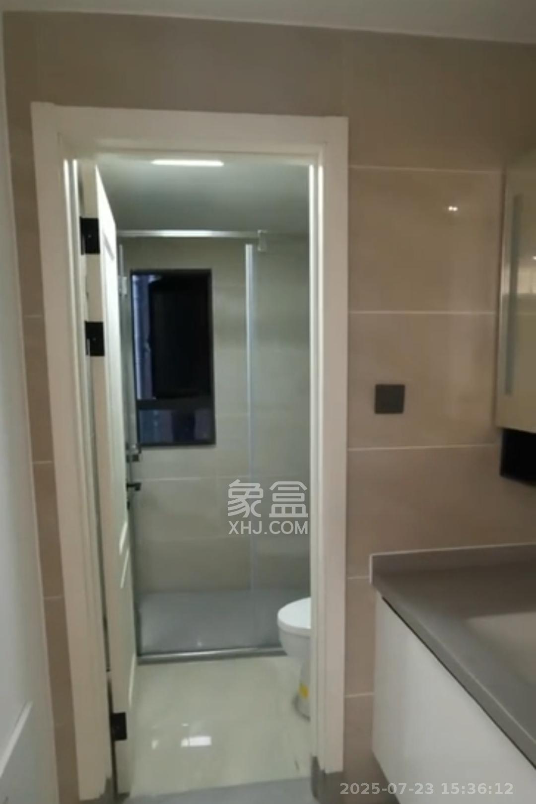 万科金色梦想D区  4室2厅2卫    4300.0元/月室内图