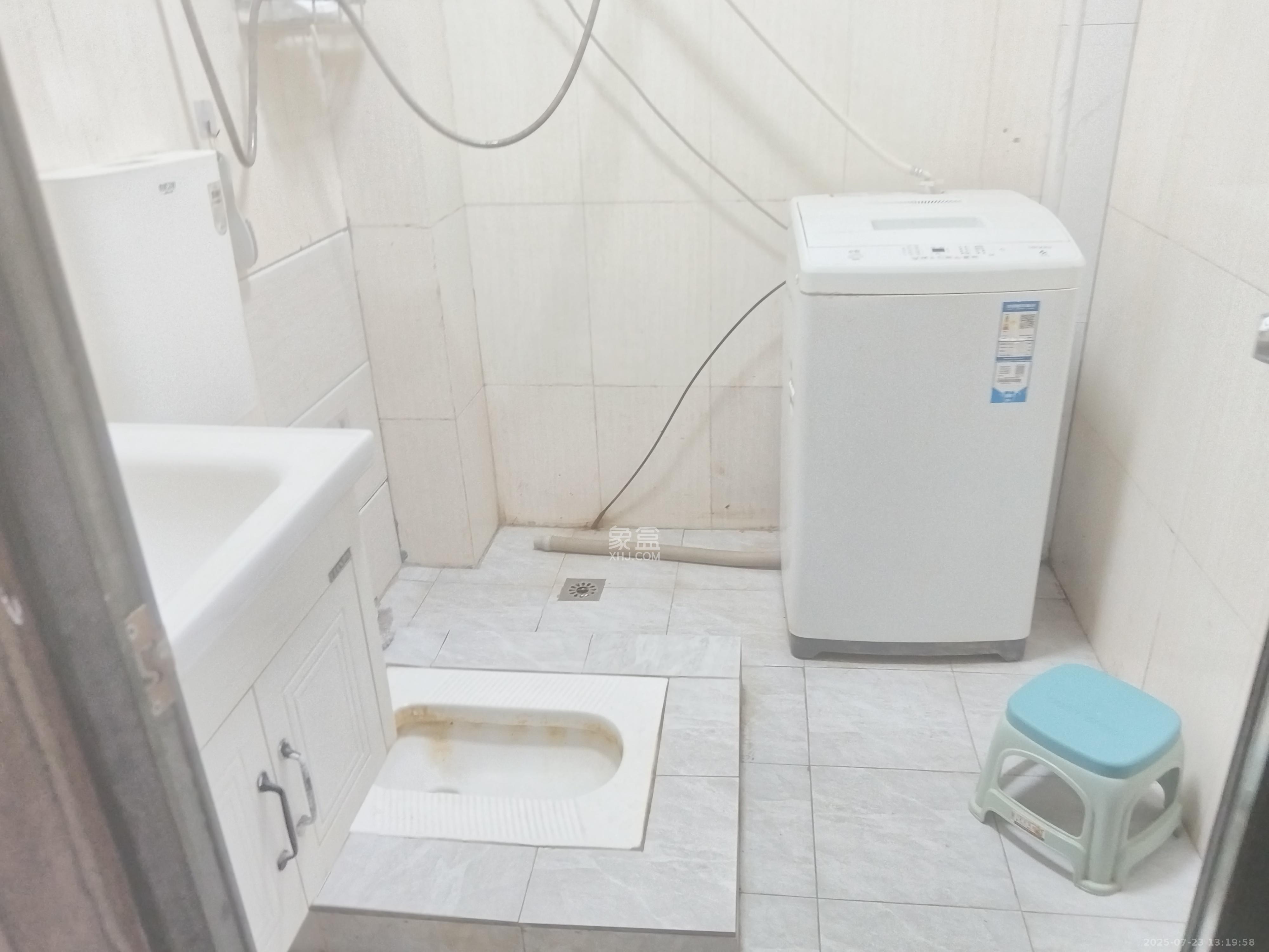 广厦新苑  1室1厅1卫    1600.0元/月室内图