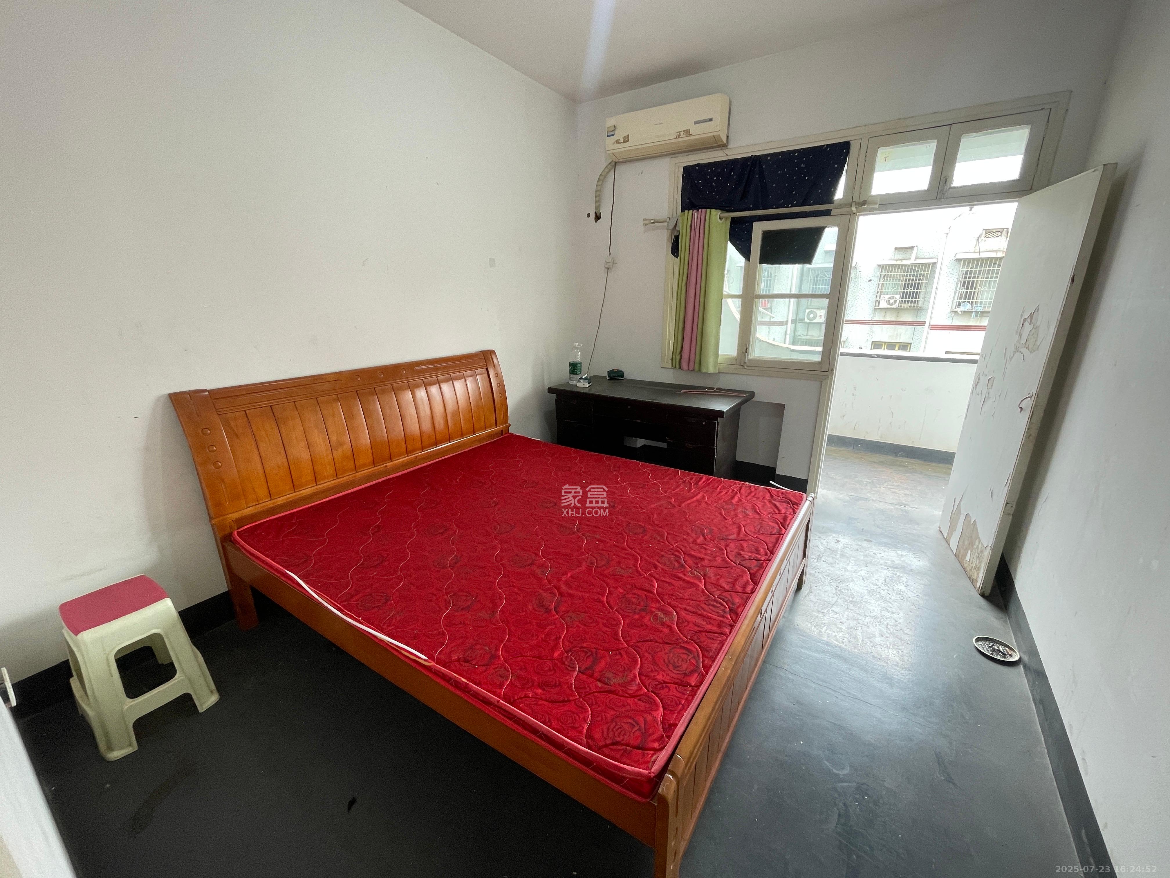 英才园二片 2室2厅1卫 1300.0元/月 英才园二片 2室2厅1卫 1300.0元/月室内图